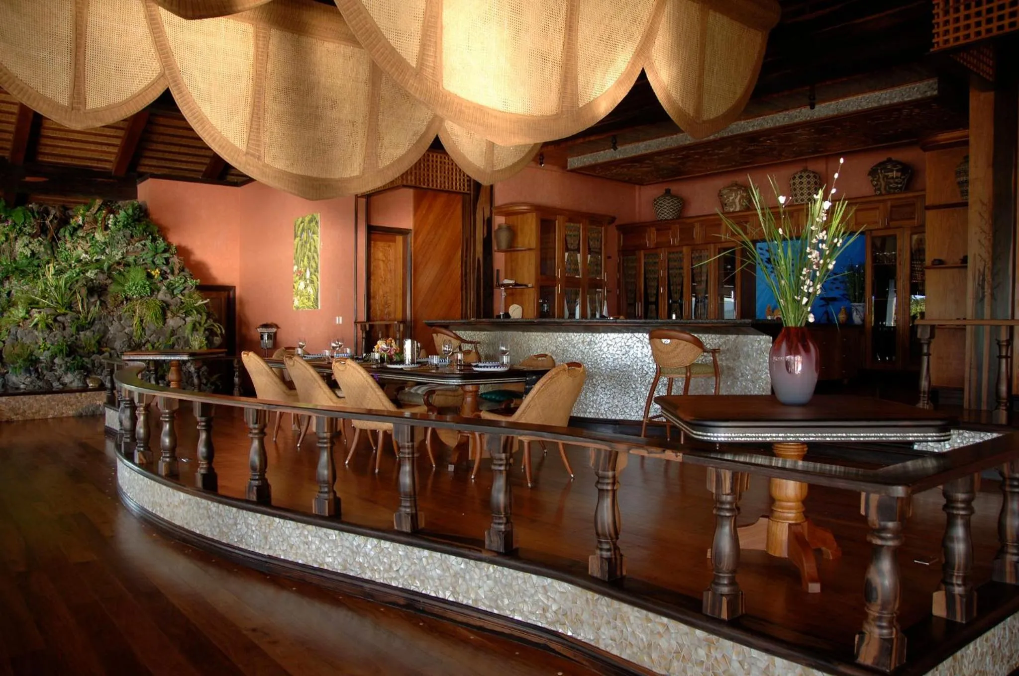 Lounge or bar in NoaNoa Private Island