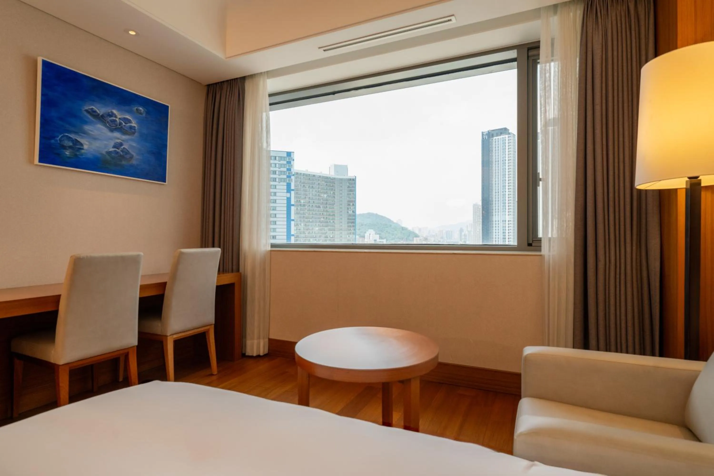 Seating area, Bed in Arban Hotel