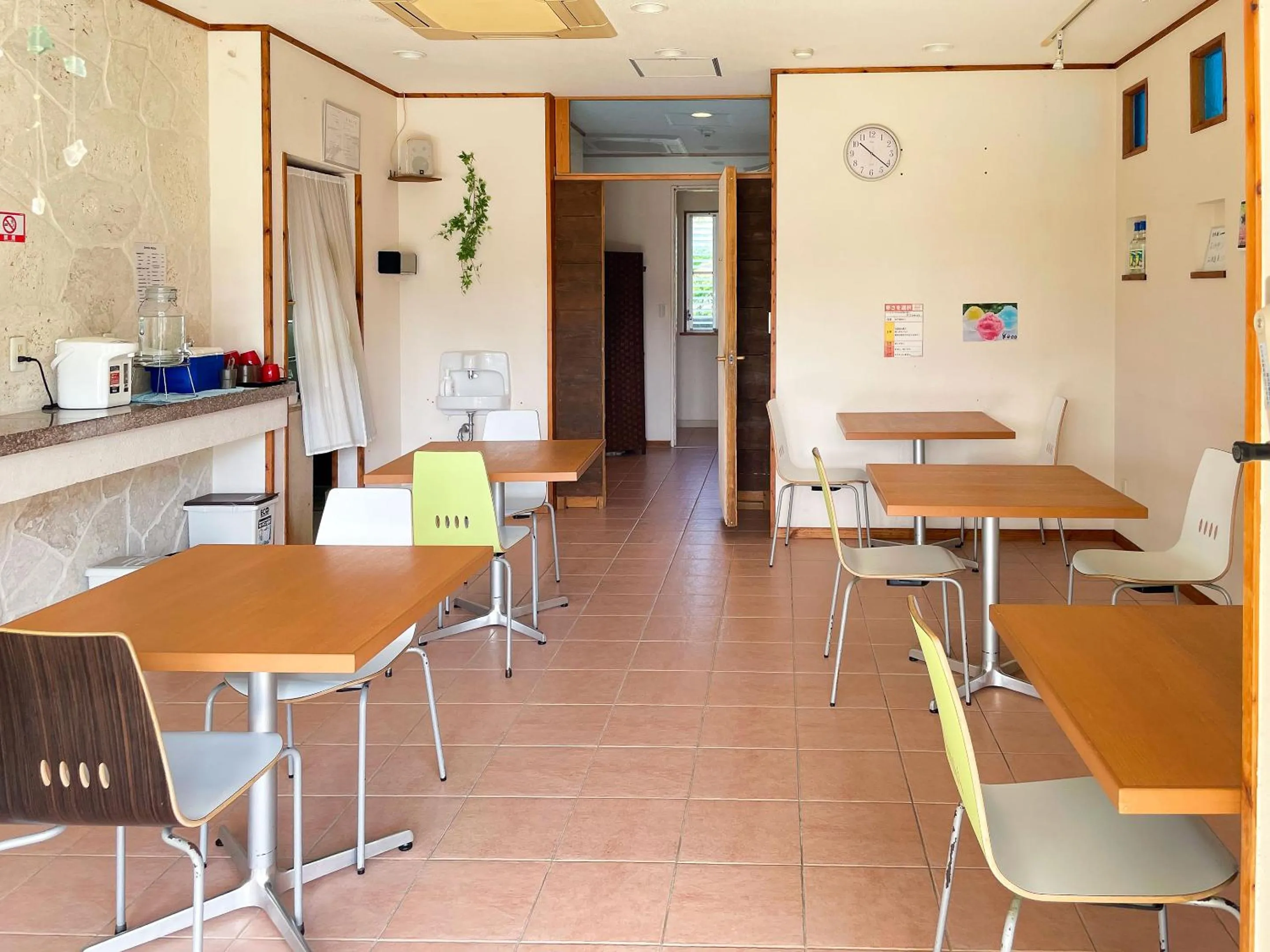 Restaurant/places to eat in Lulaliya