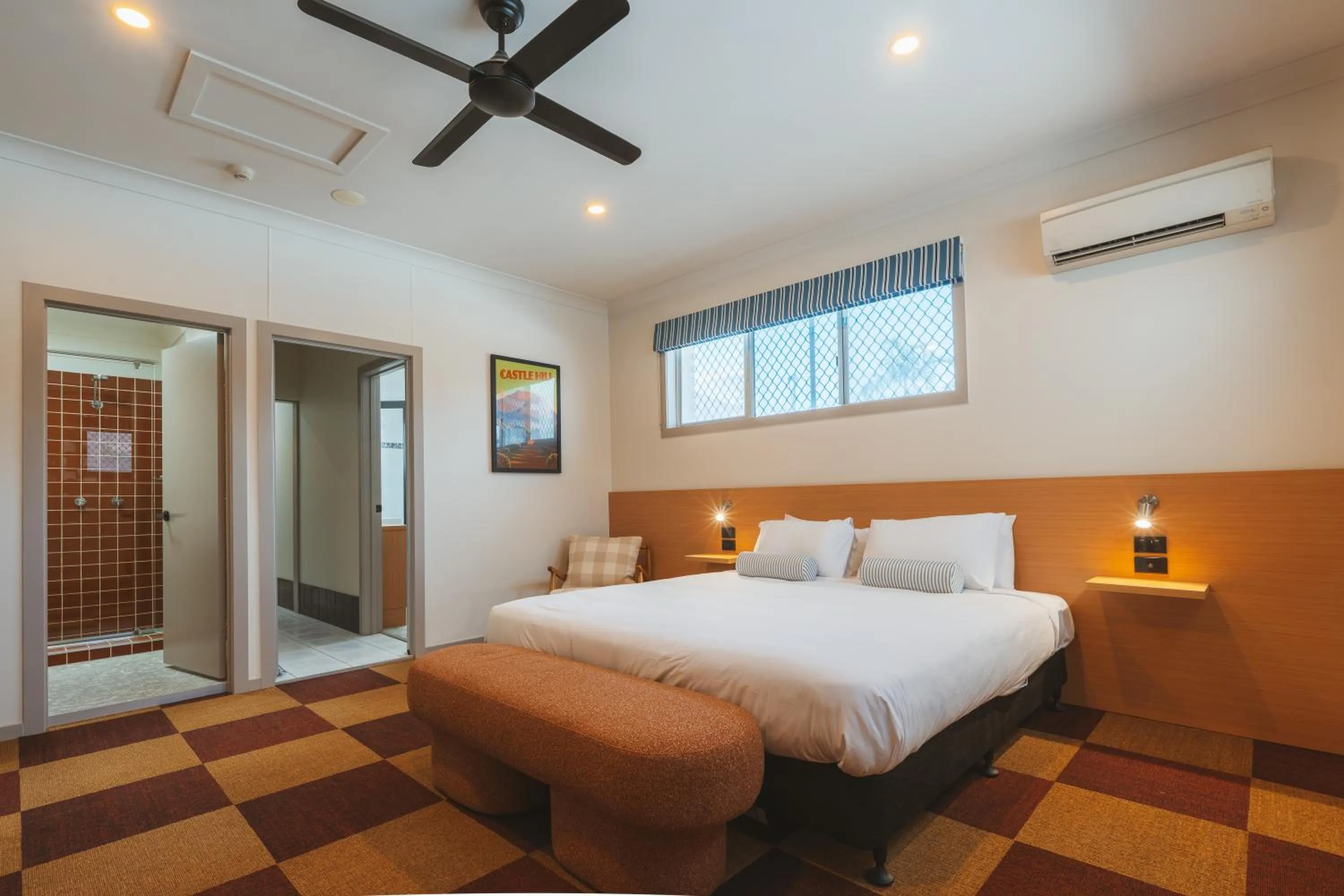 Bedroom, Bed in Hotel Allen