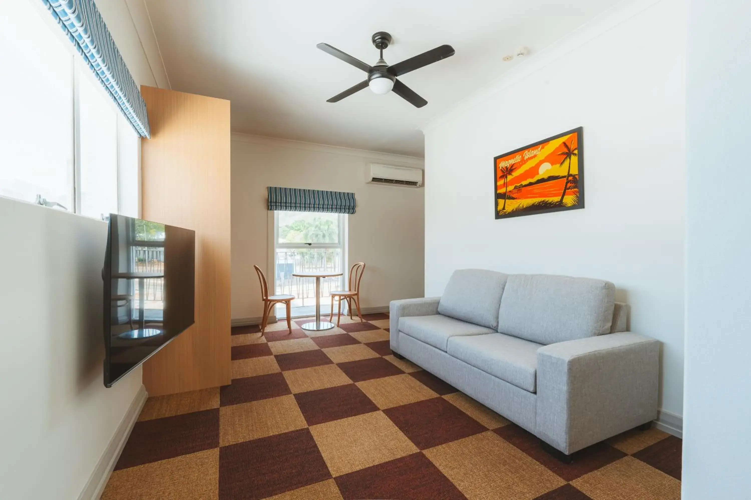 Queen Suite in Hotel Allen Queen Suite in Hotel Allen