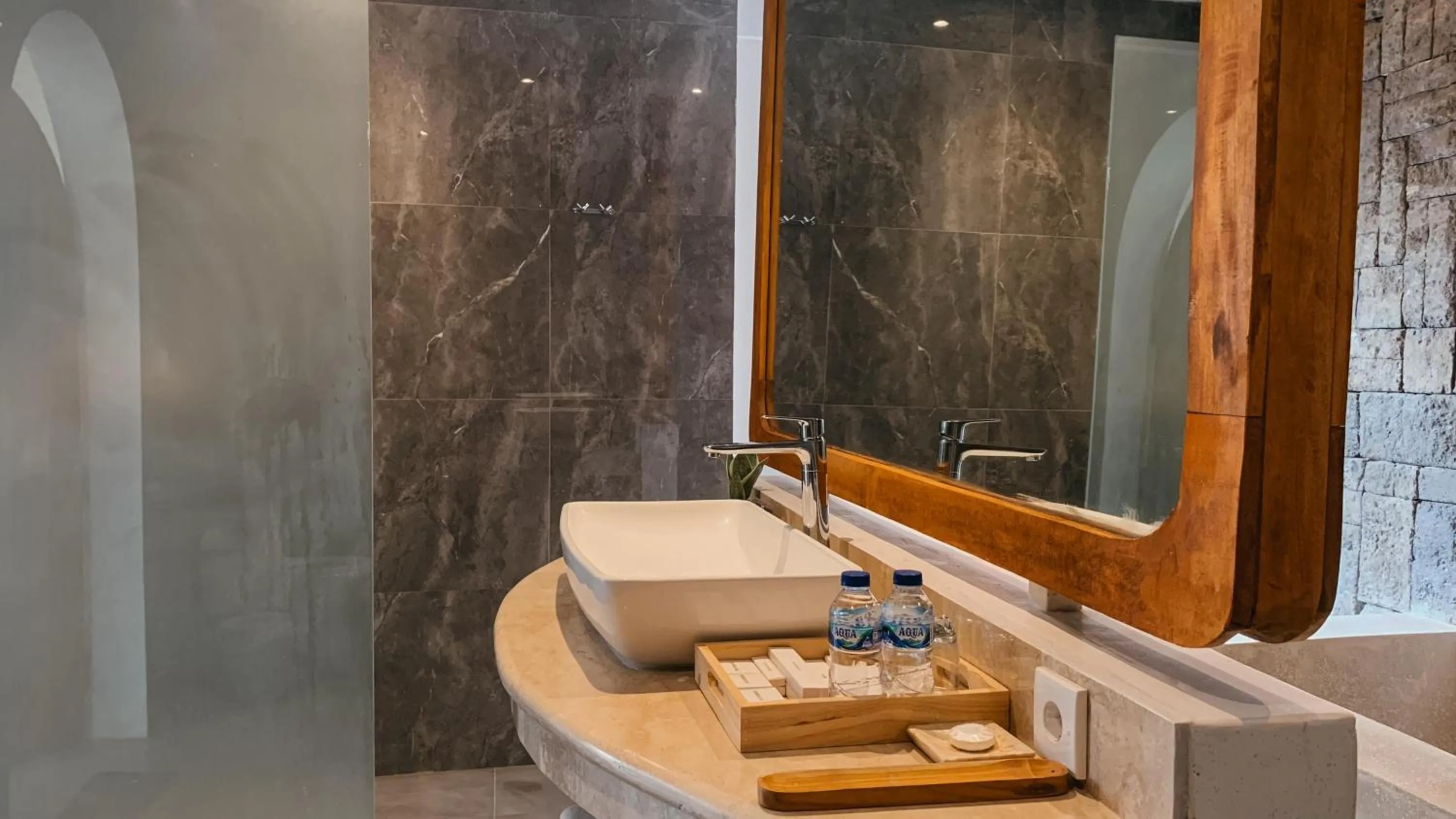 Toilet in The Wina Villa Canggu by The Wina Resorts