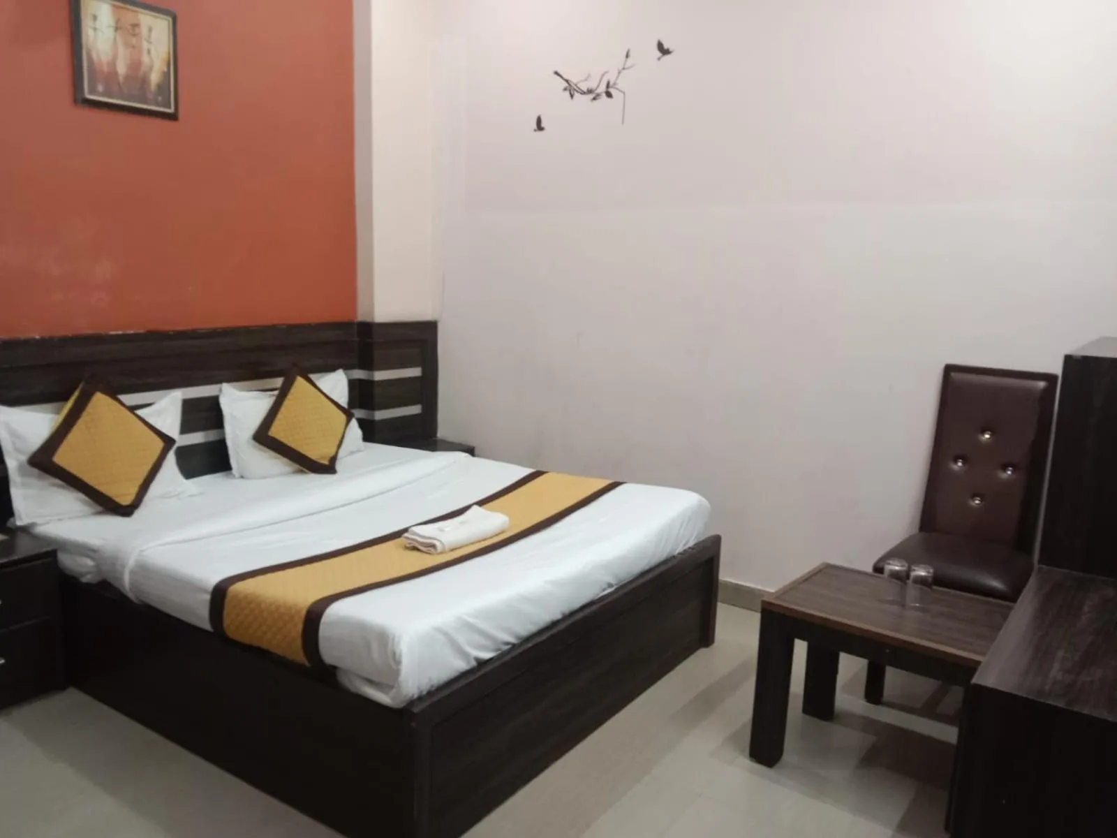 Bed in Hotel Ganges Park