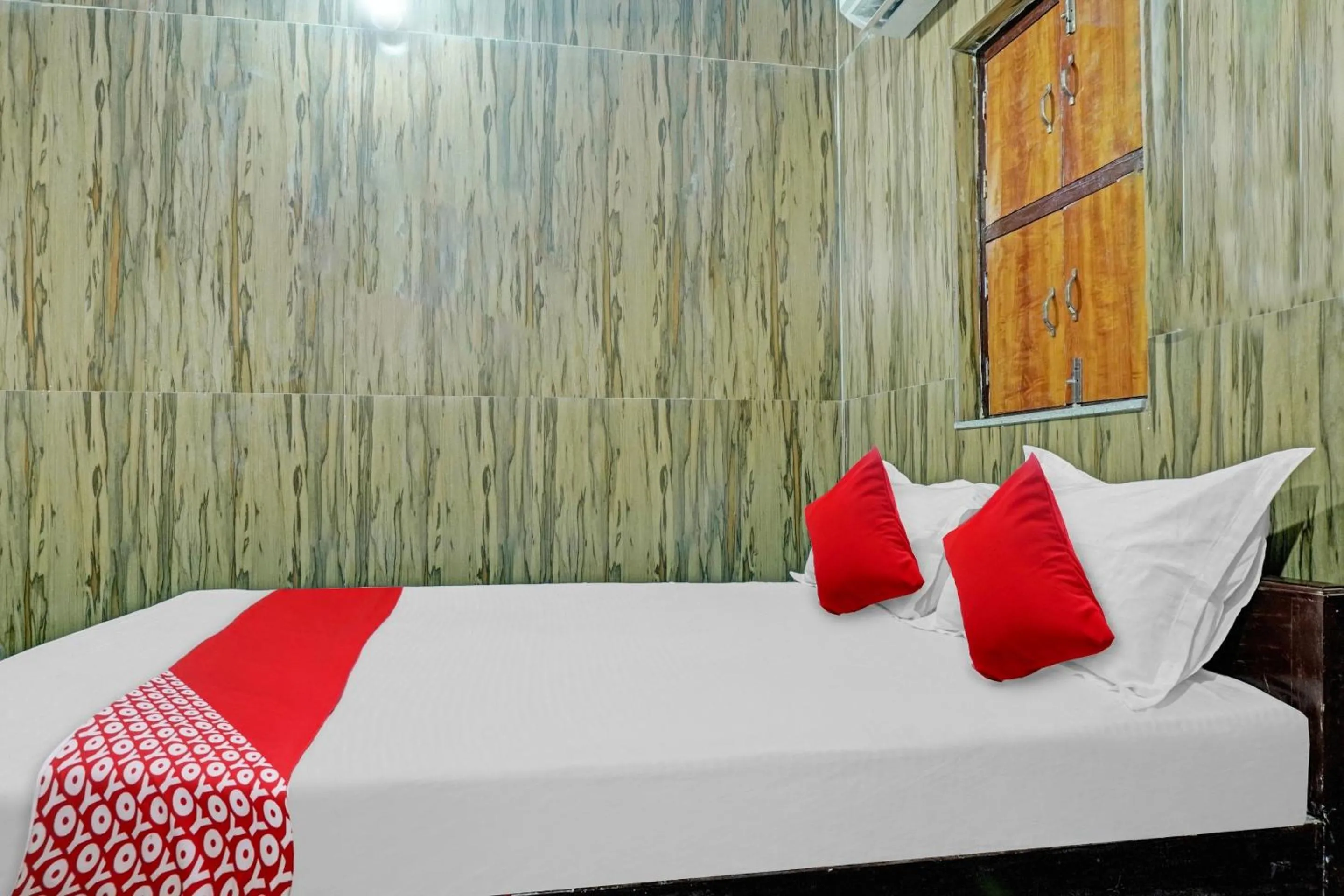 Bedroom, Bed in Hotel O New Rajdhani