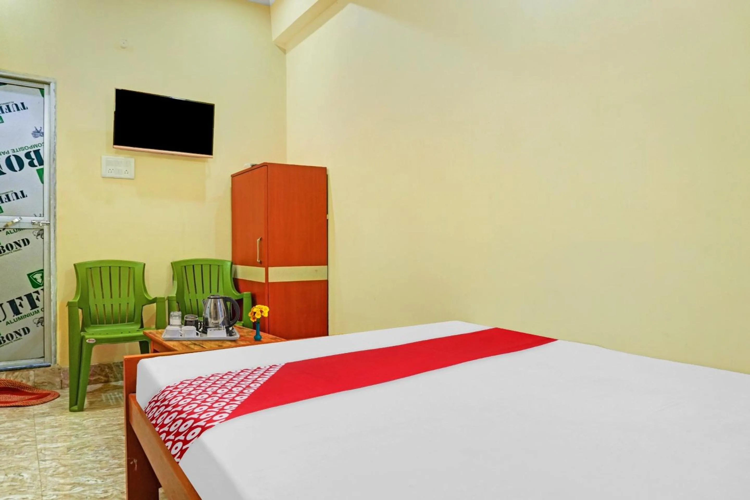 Bedroom, Bed in Hotel O New Rajdhani