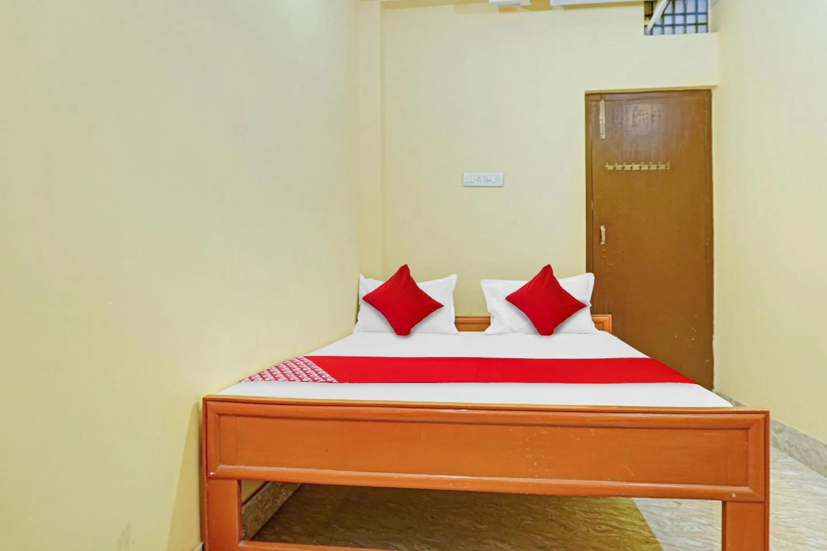 Bedroom, Bed in Hotel O New Rajdhani