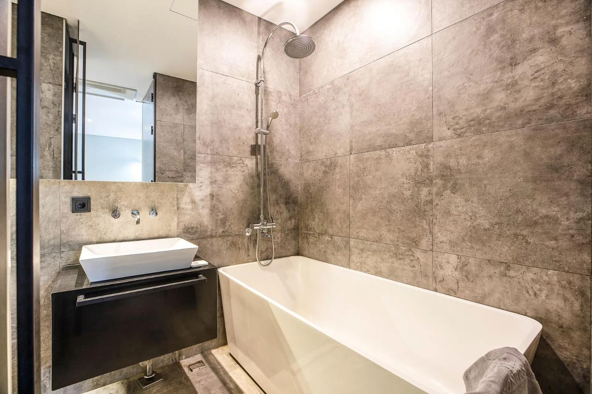 Shower in Hotel The Designers Cheongnyangni