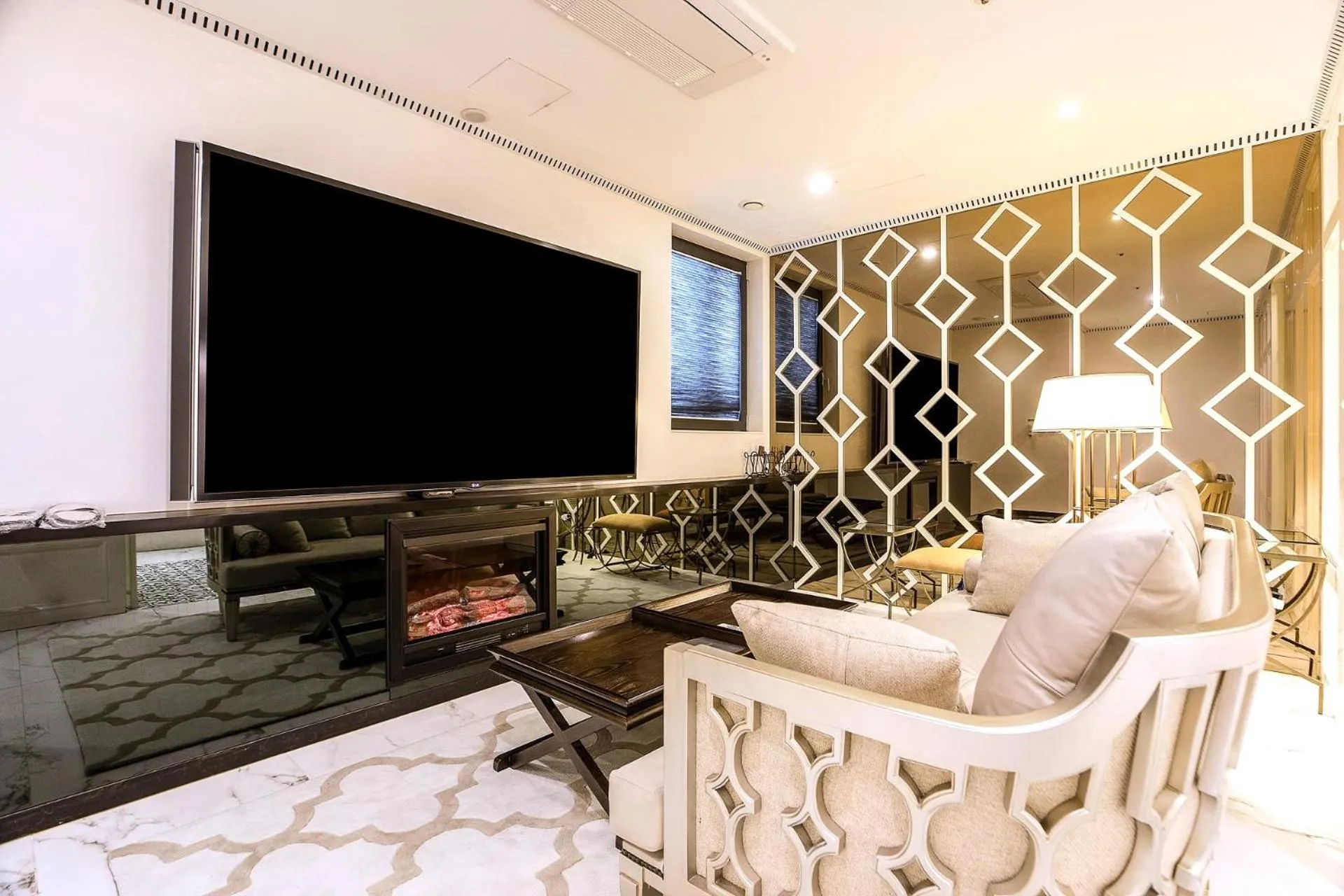 TV and multimedia in Hotel The Designers Cheongnyangni