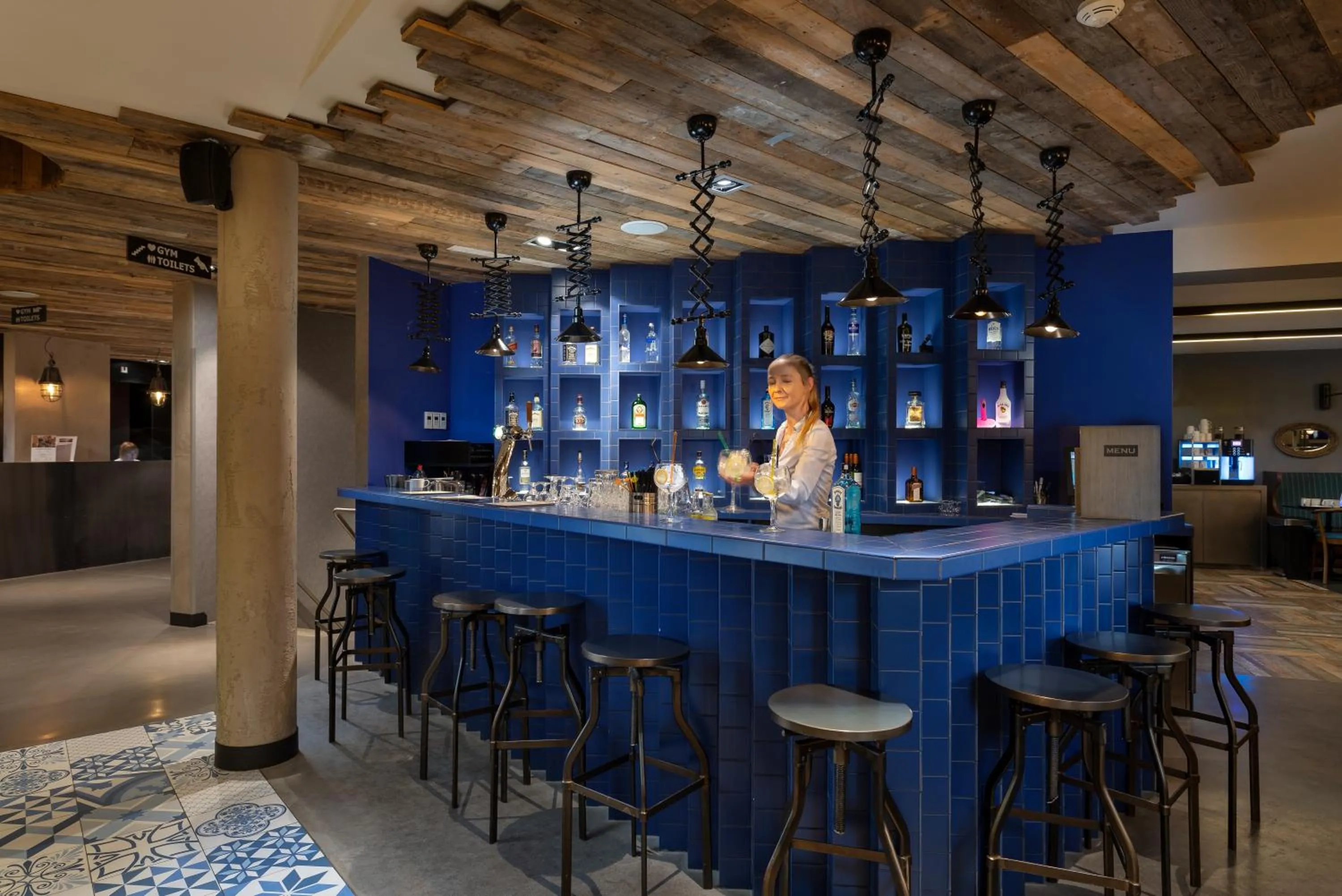 Lounge or bar in Urban Lodge Hotel