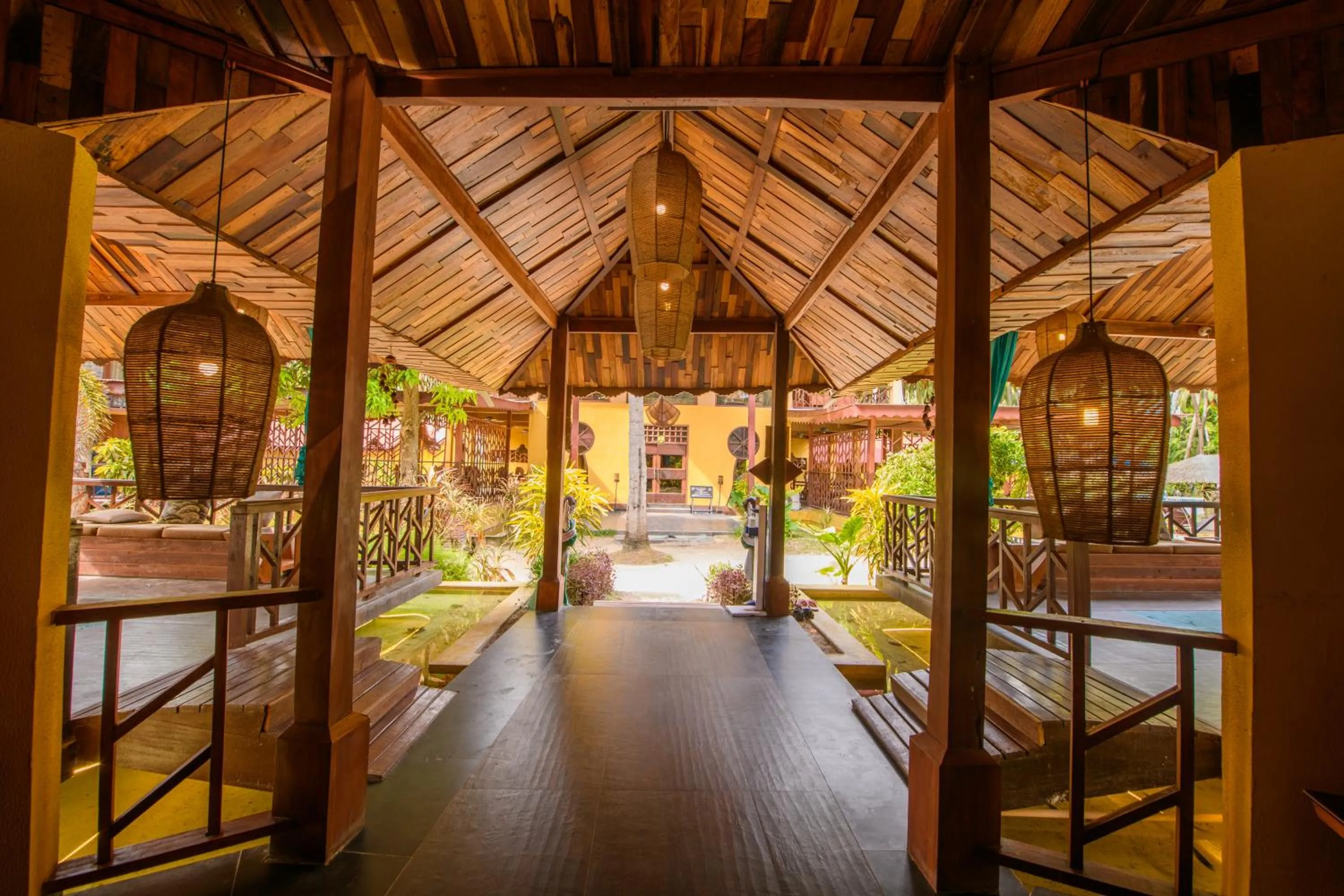 Silver Sand Beach Resort Neil