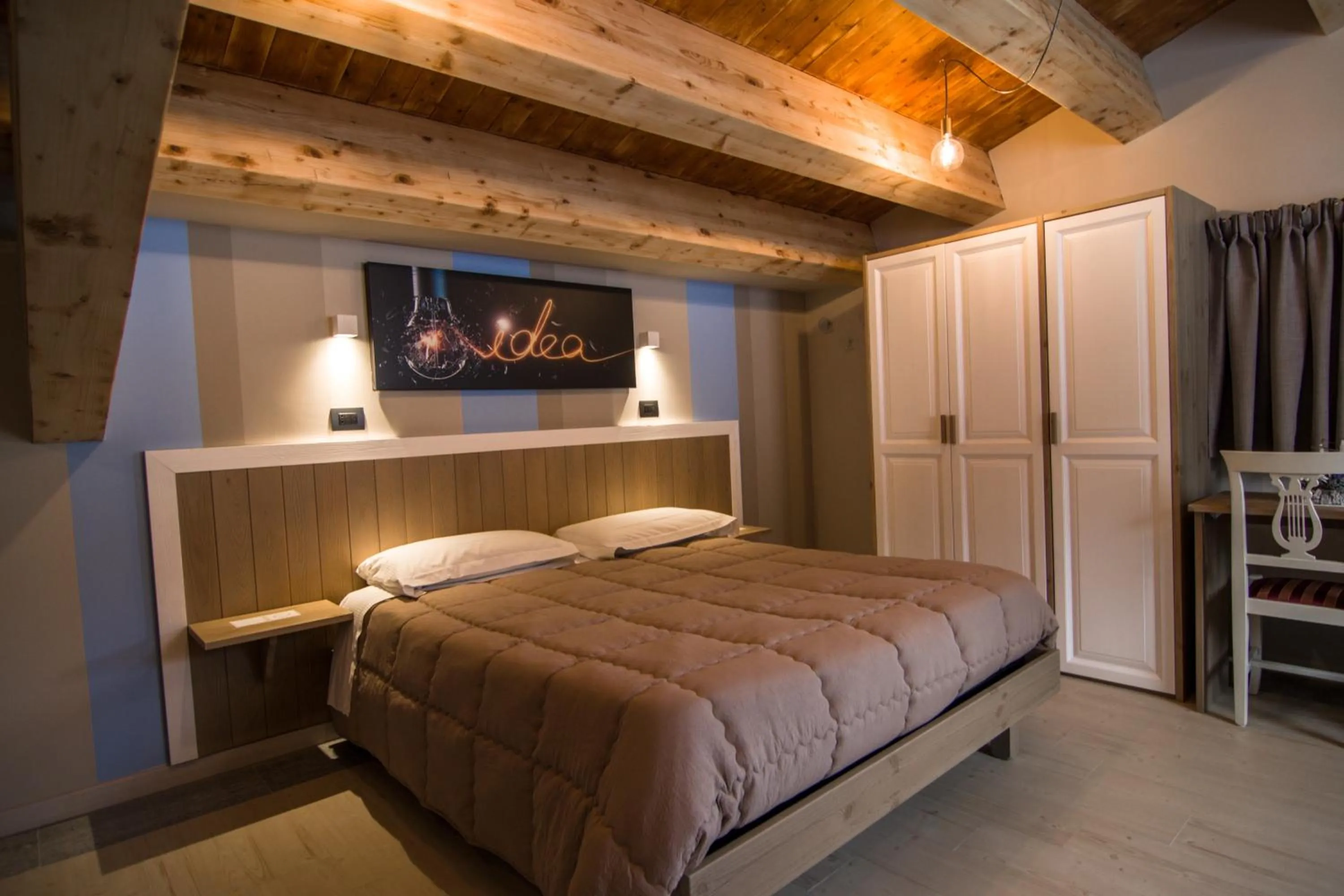 Photo of the whole room, Bed in Hotel Laghetto