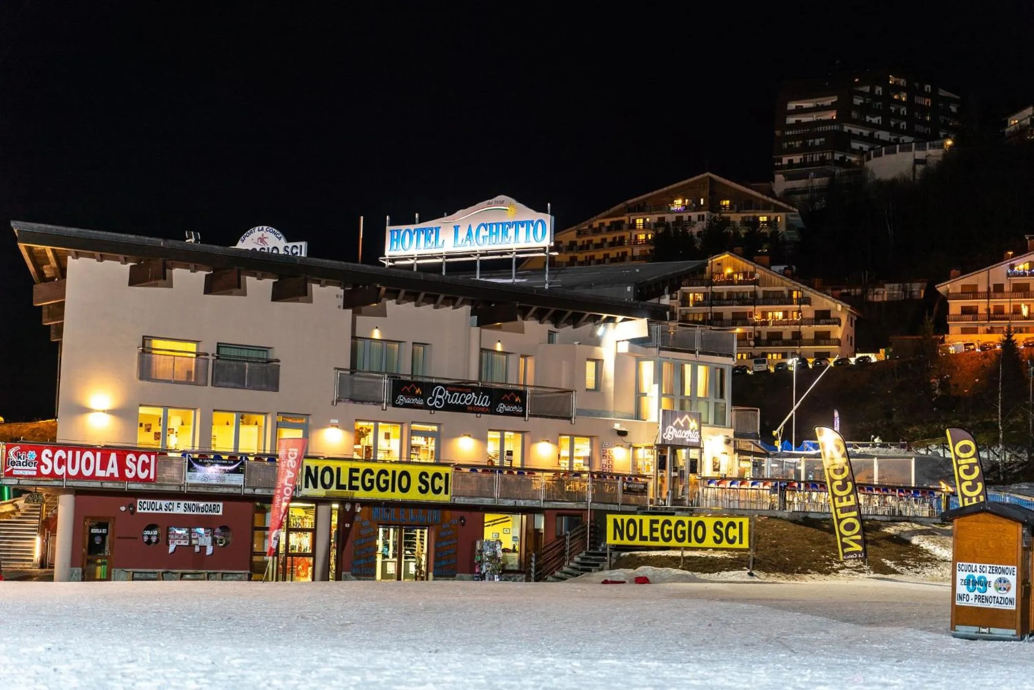 Property building in Hotel Laghetto