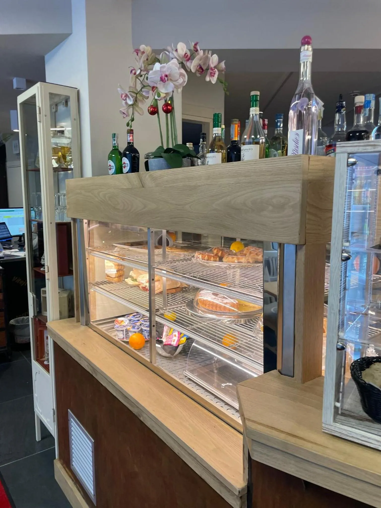 Restaurant/places to eat in Hotel Laghetto