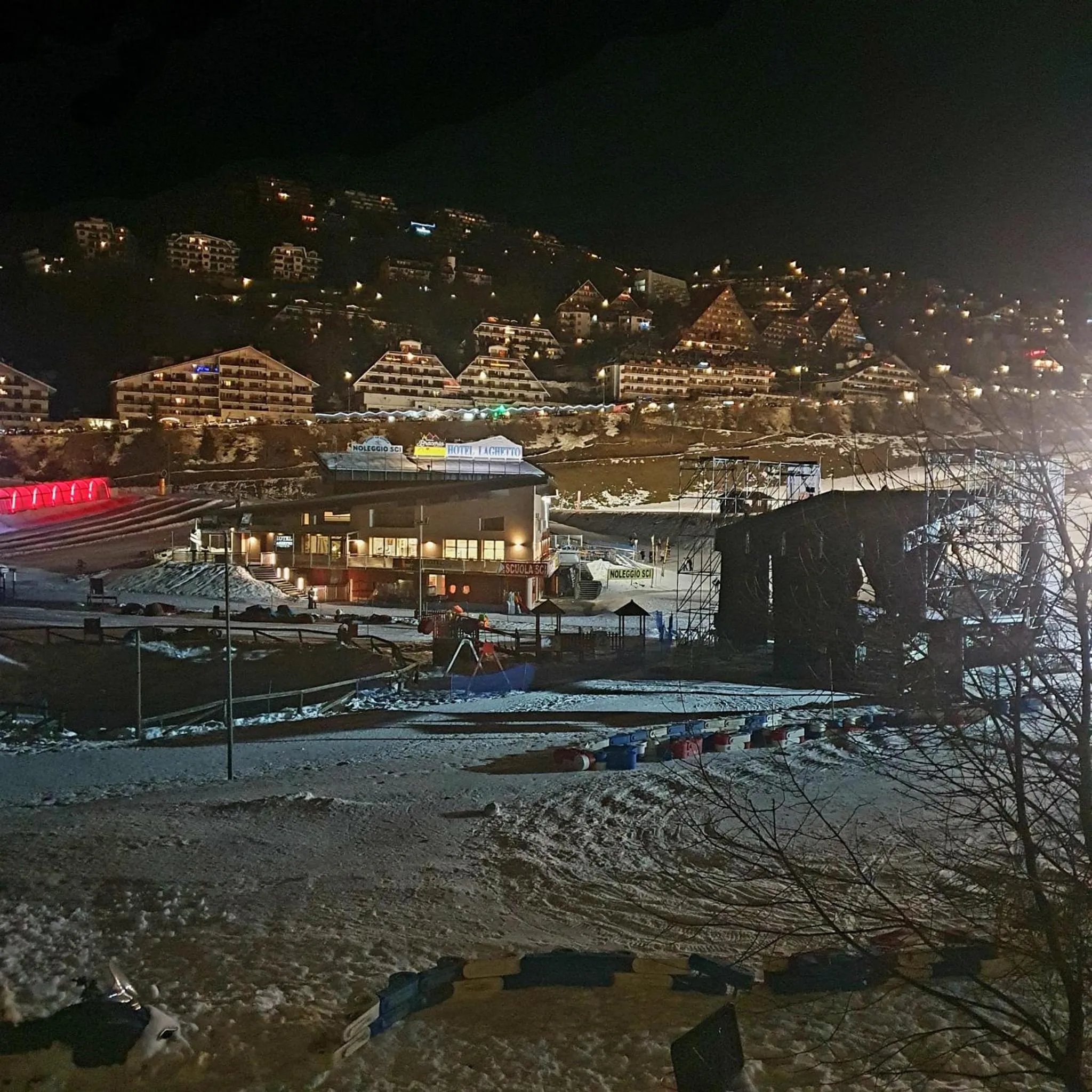 Property building in Hotel Laghetto