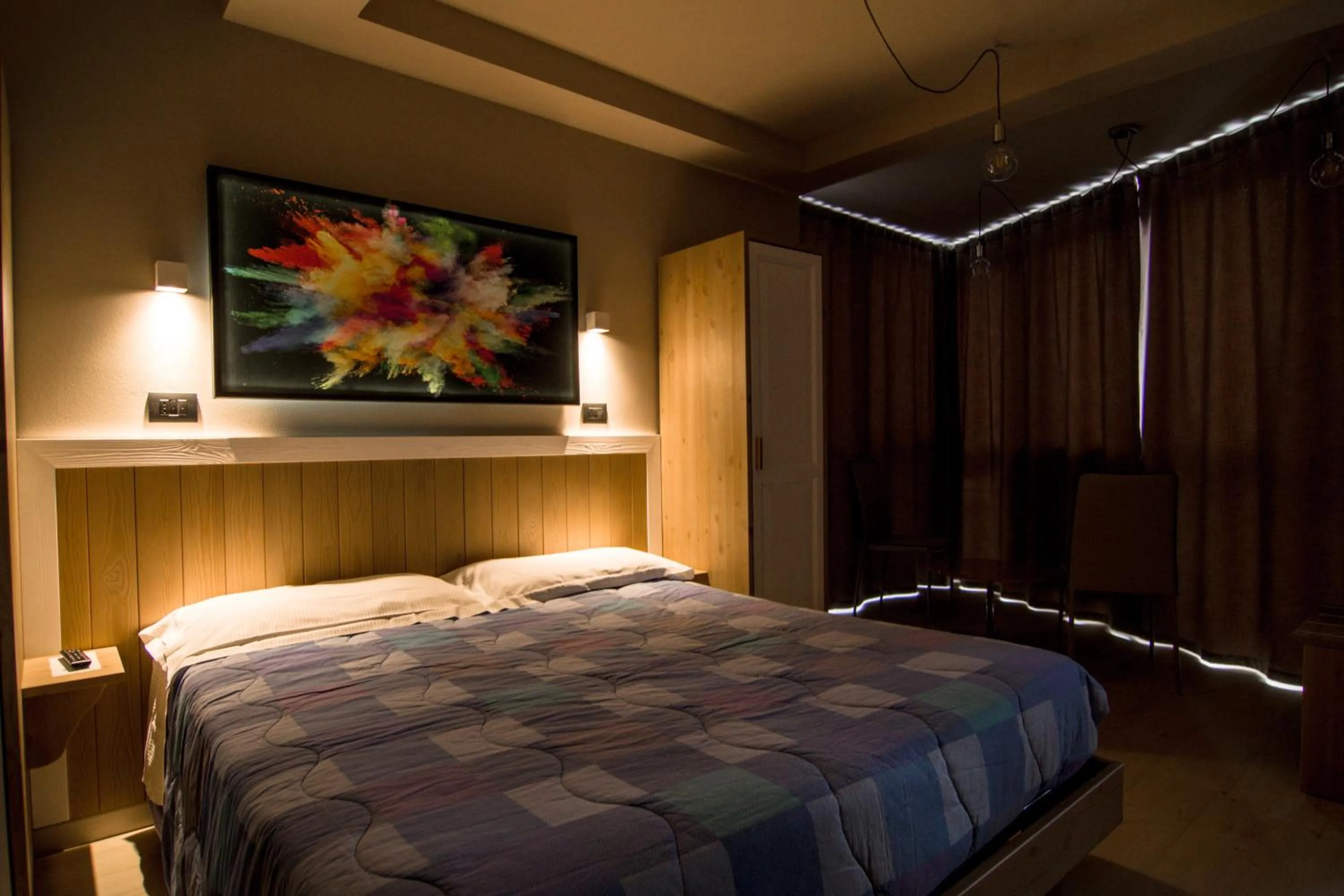 Restaurant/places to eat, Bed in Hotel Laghetto