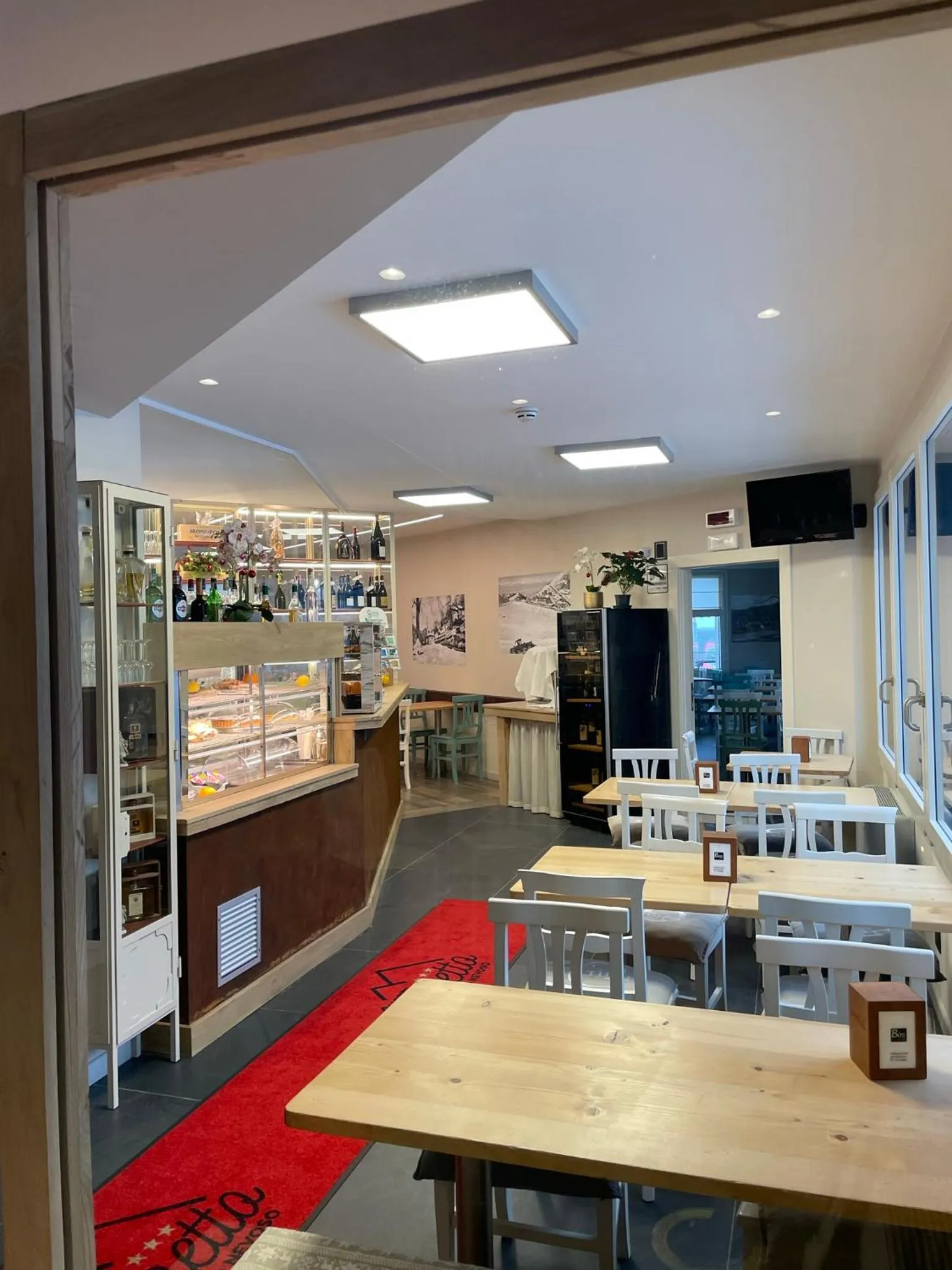 Restaurant/places to eat in Hotel Laghetto