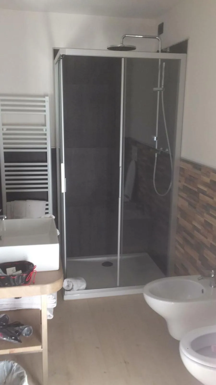 Bathroom in Hotel Laghetto