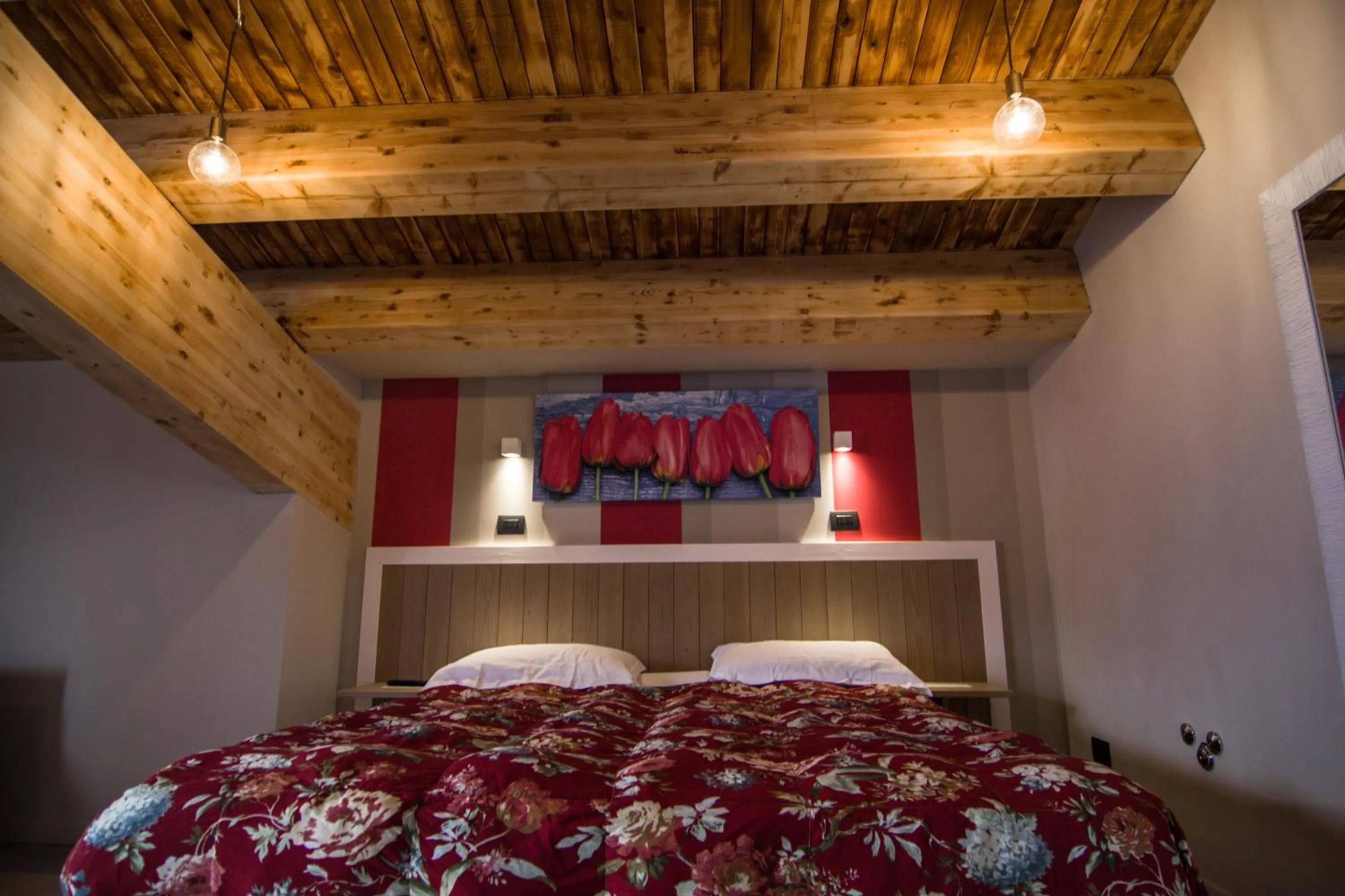 Bed in Hotel Laghetto