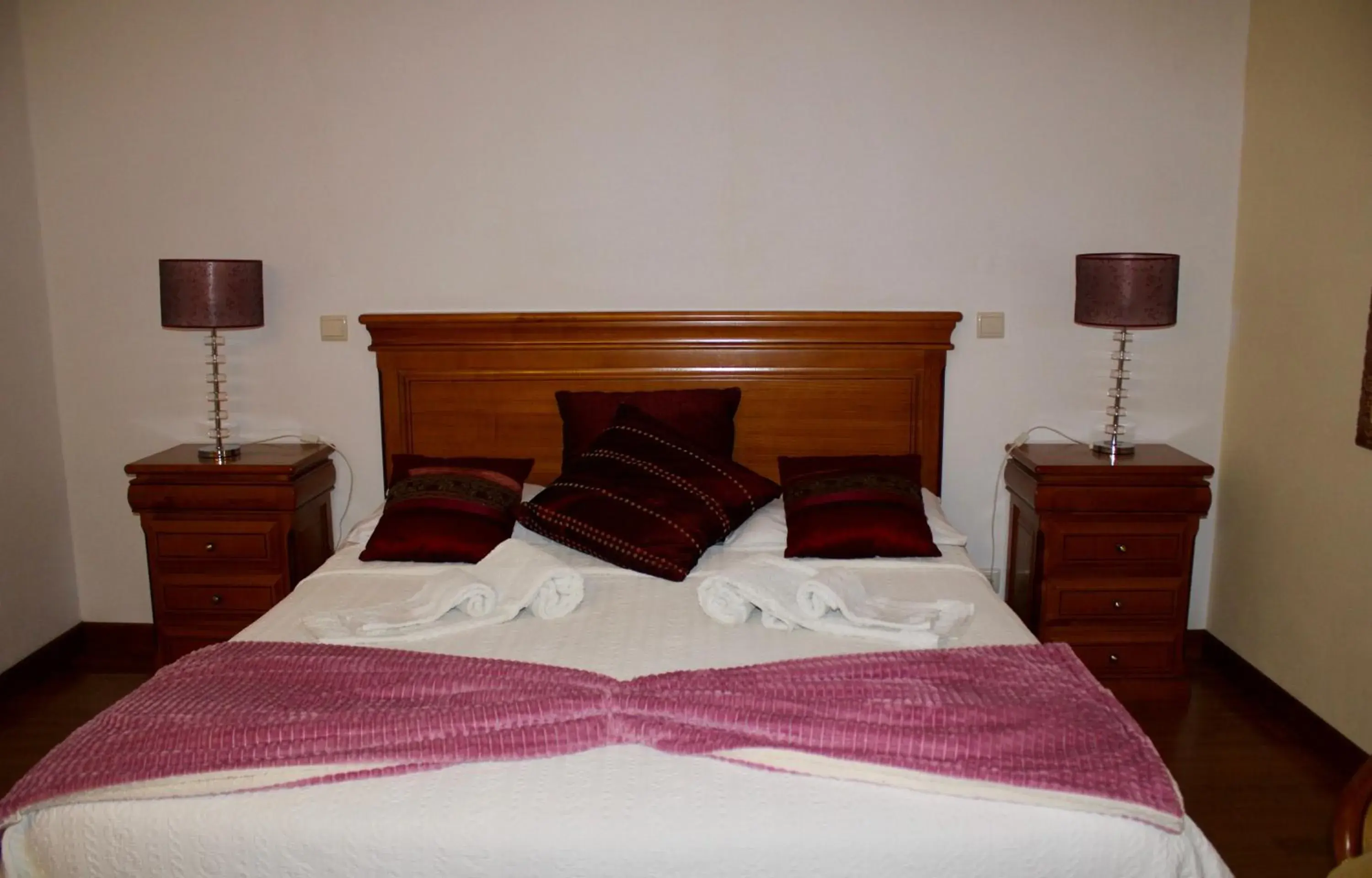Triple Room with Shower in Solar de Rabal Triple Room with Shower in Solar de Rabal