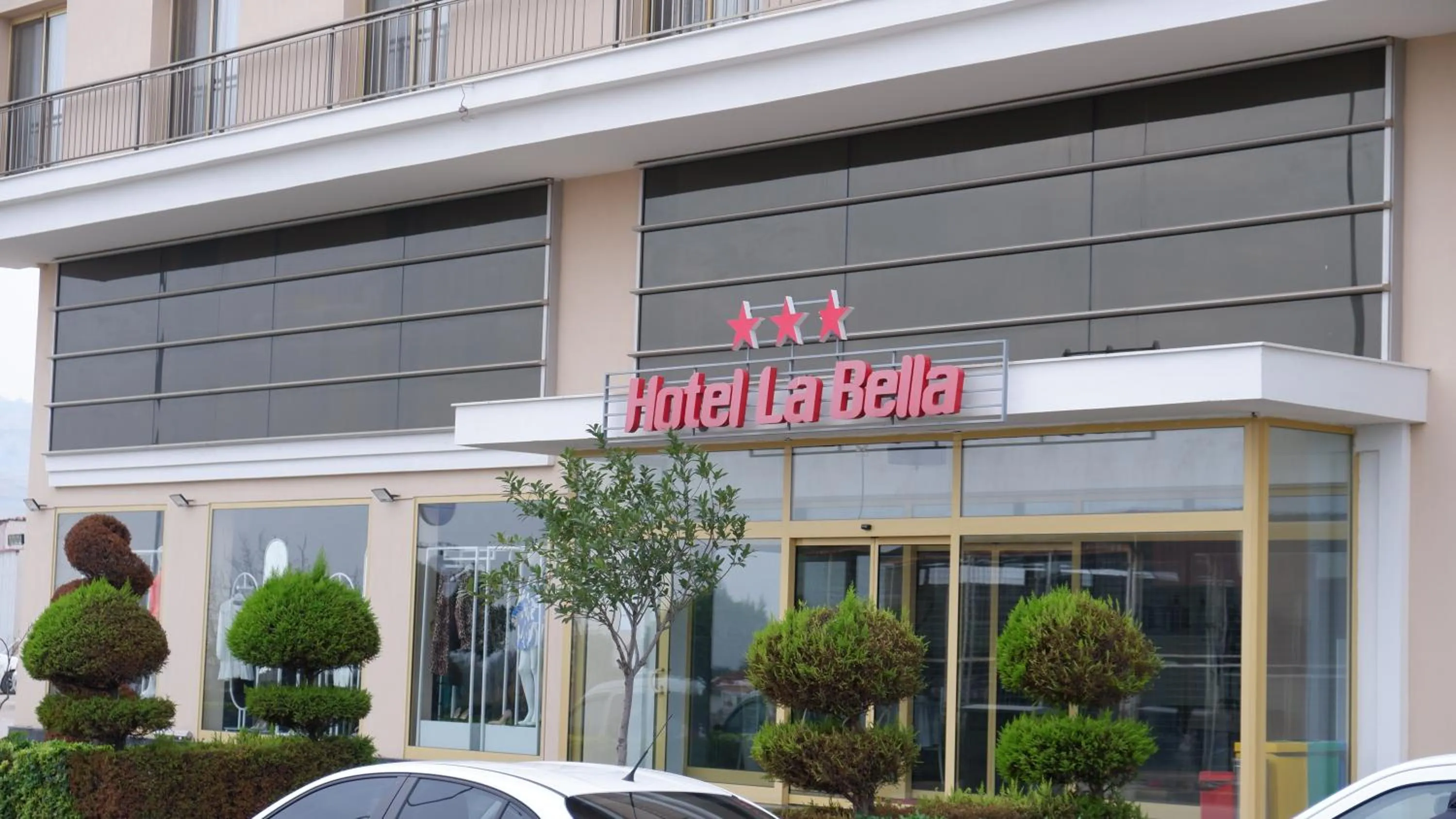 Property building in Hotel La Bella