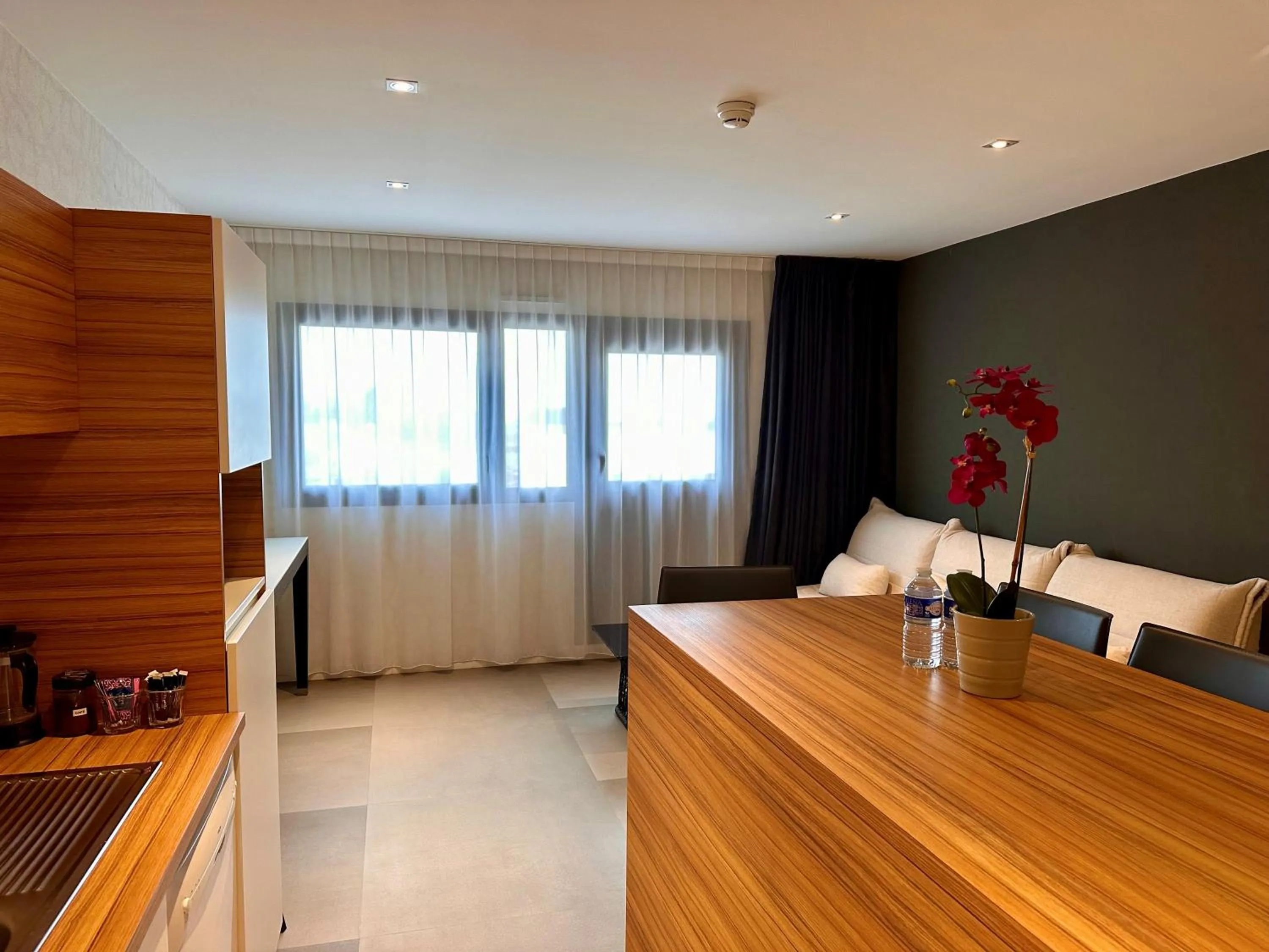 Living room in Brit Hotel & Spa Saint Brieuc Plérin