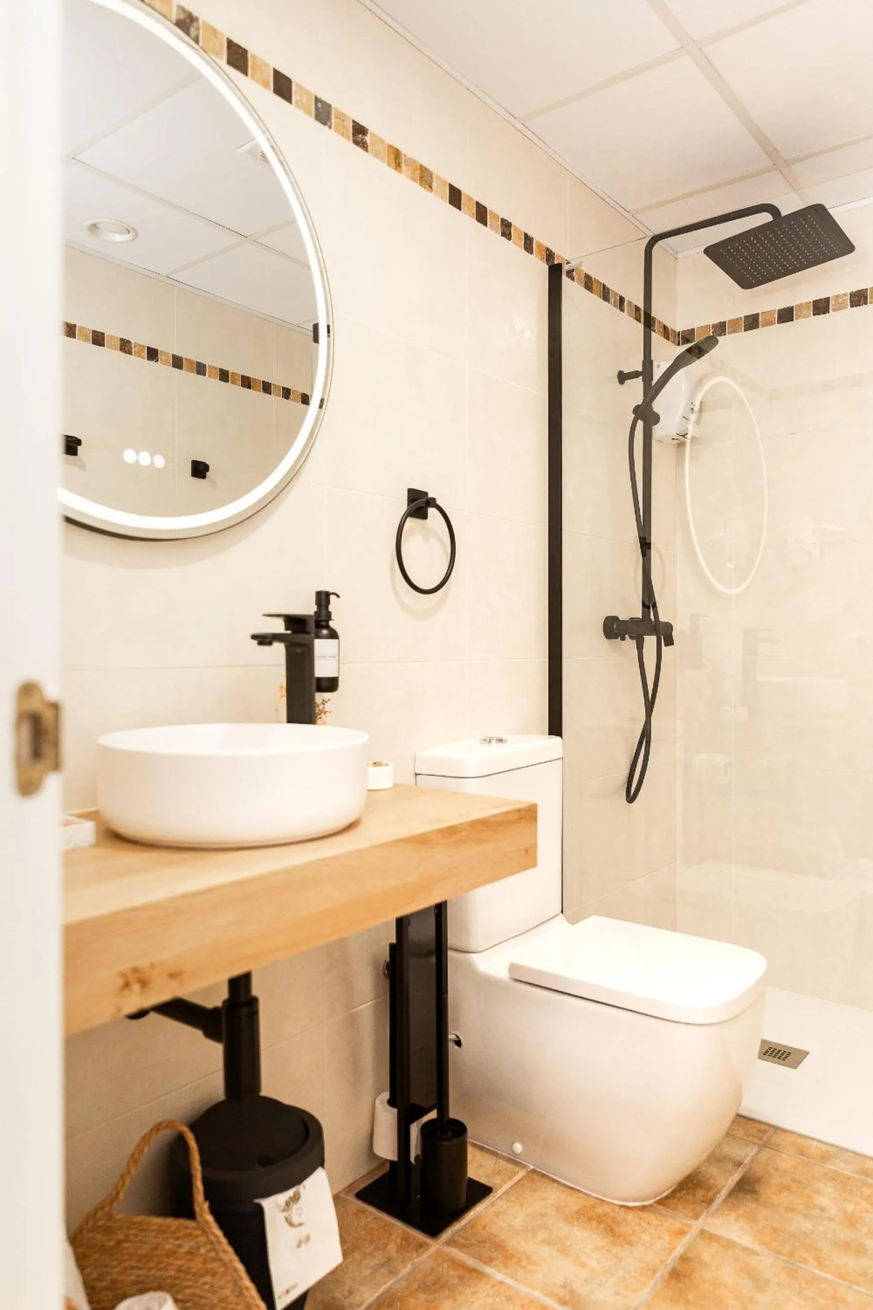 Shower in La Muntanya