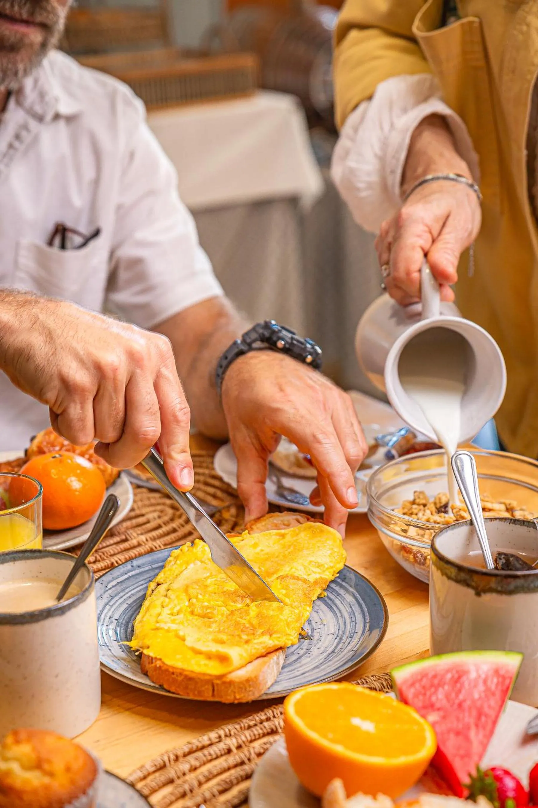 Buffet breakfast in La Muntanya
