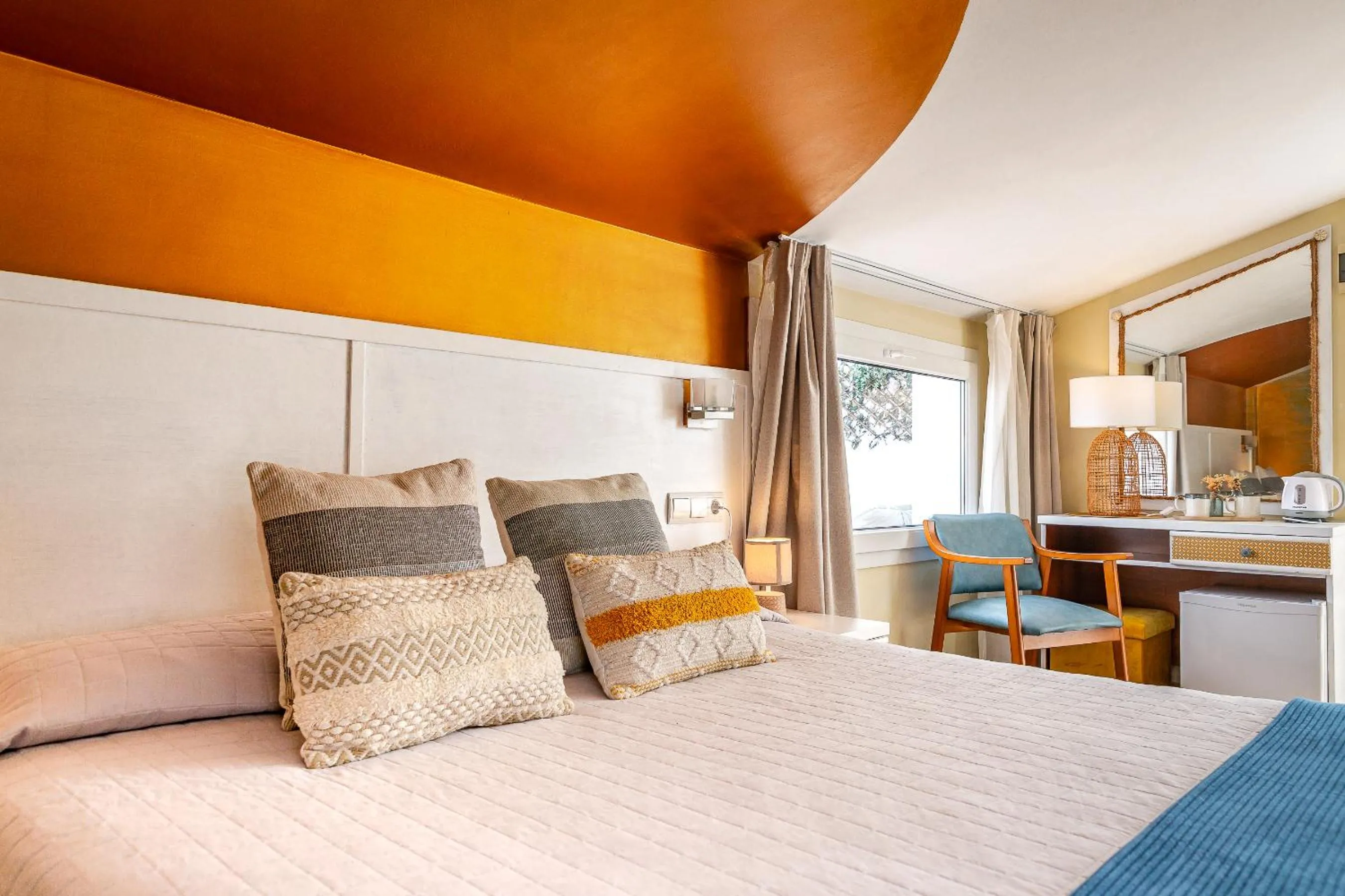 Photo of the whole room in La Muntanya