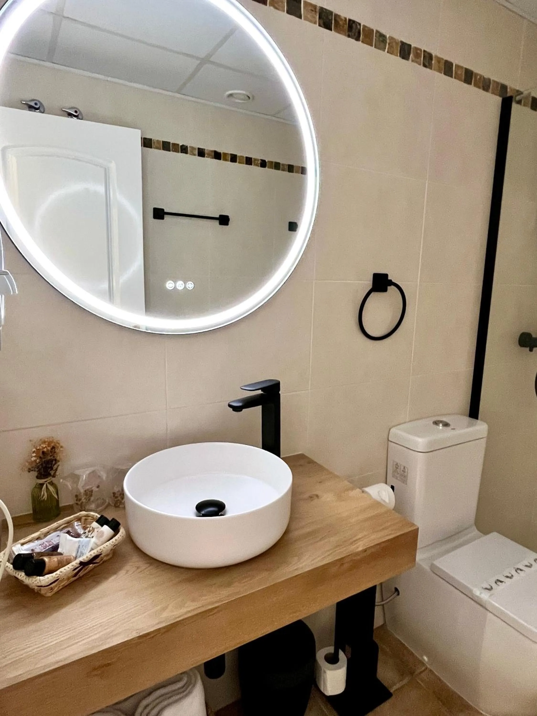 Shower in La Muntanya