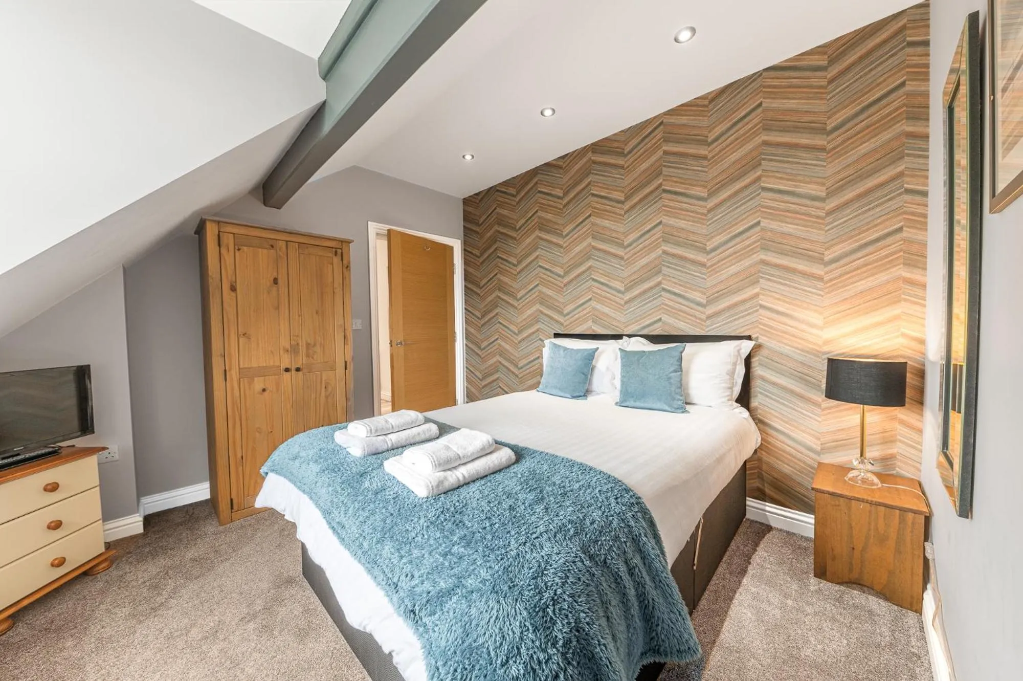 Bedroom, Bed in Abbey Apartments Modern ApartHotel for Tourists & Professionals