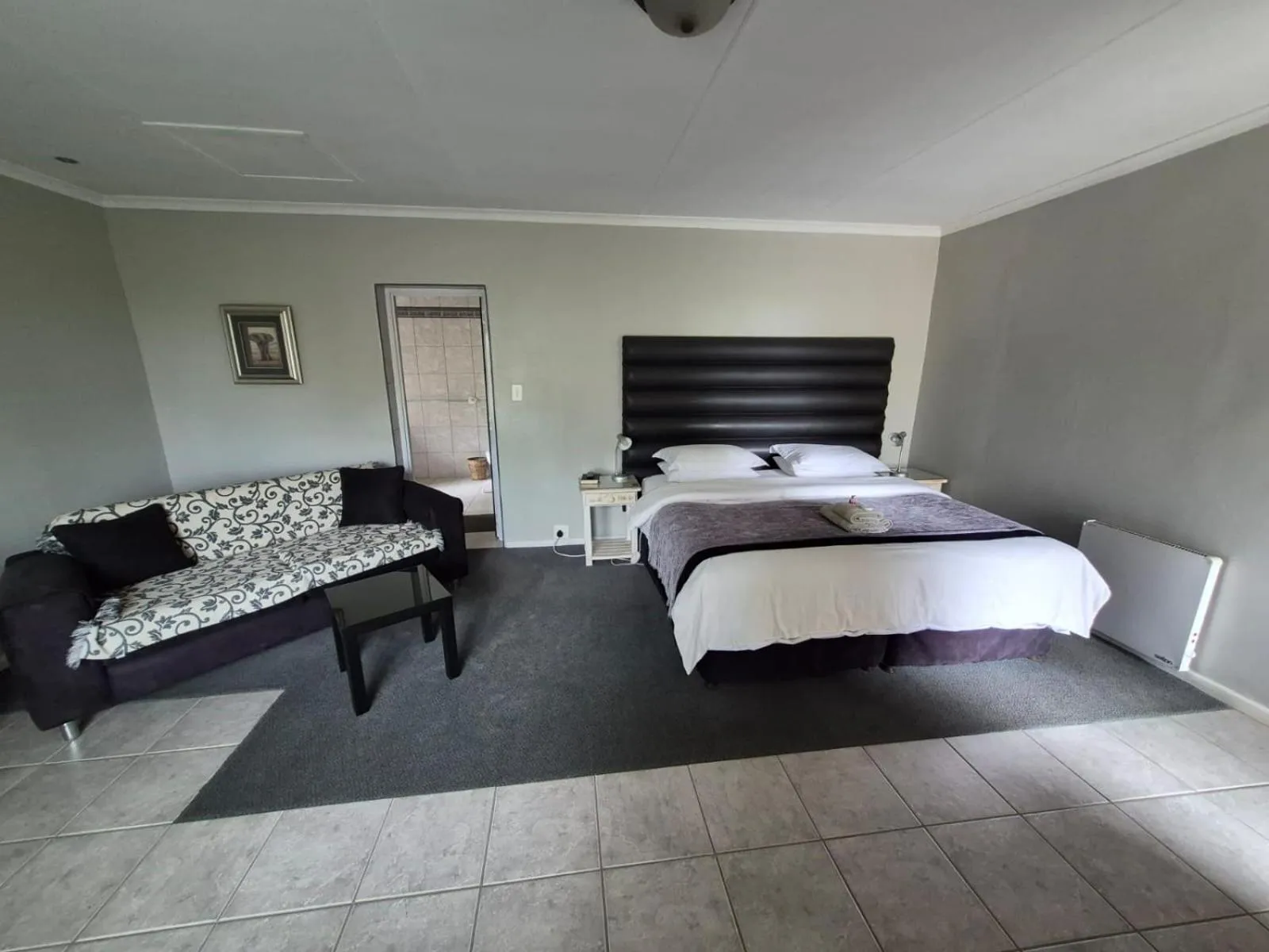 Bed in Drinkwater Guest Farm