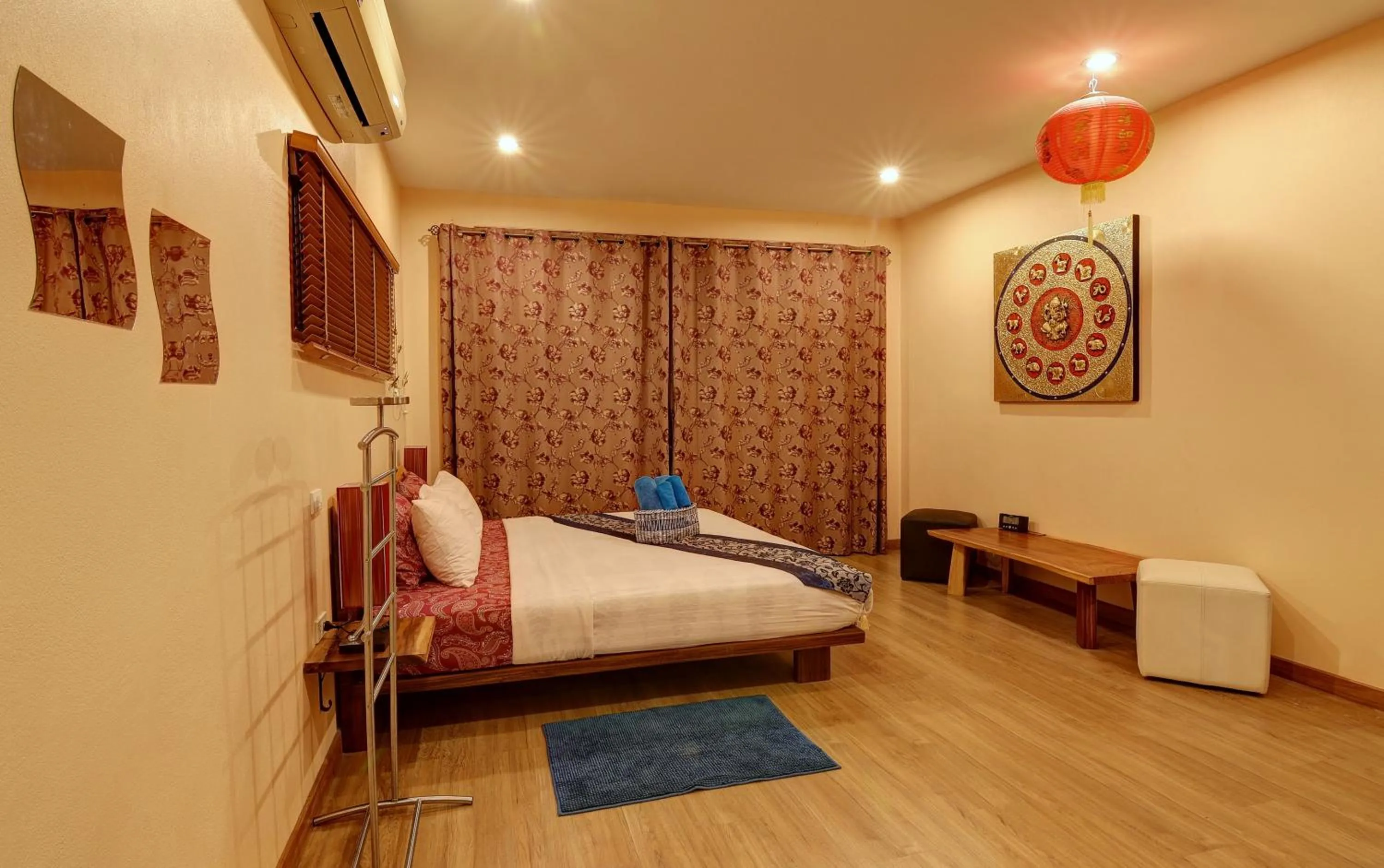 Bed in Chaweng Noi Villa