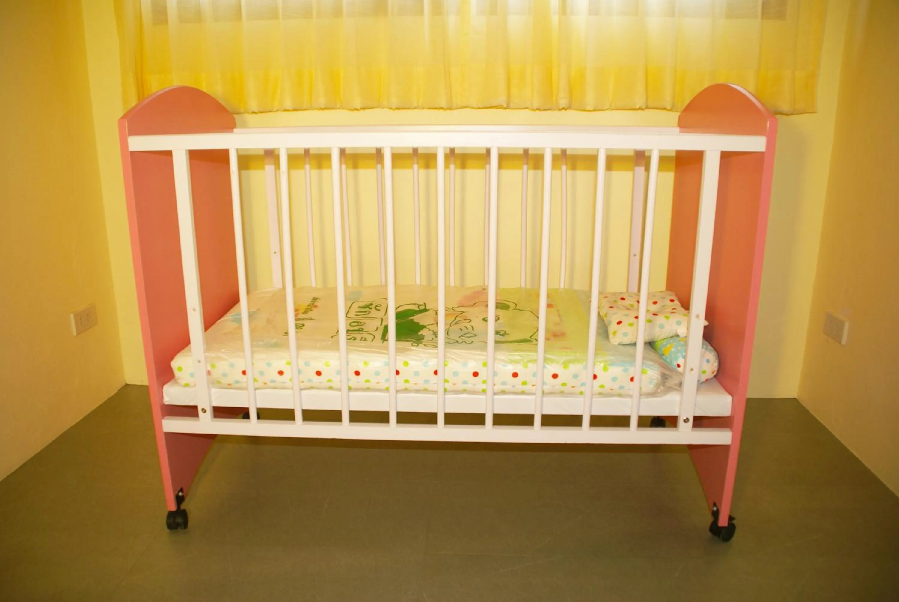 Decorative detail, Bed in Chaweng Noi Villa