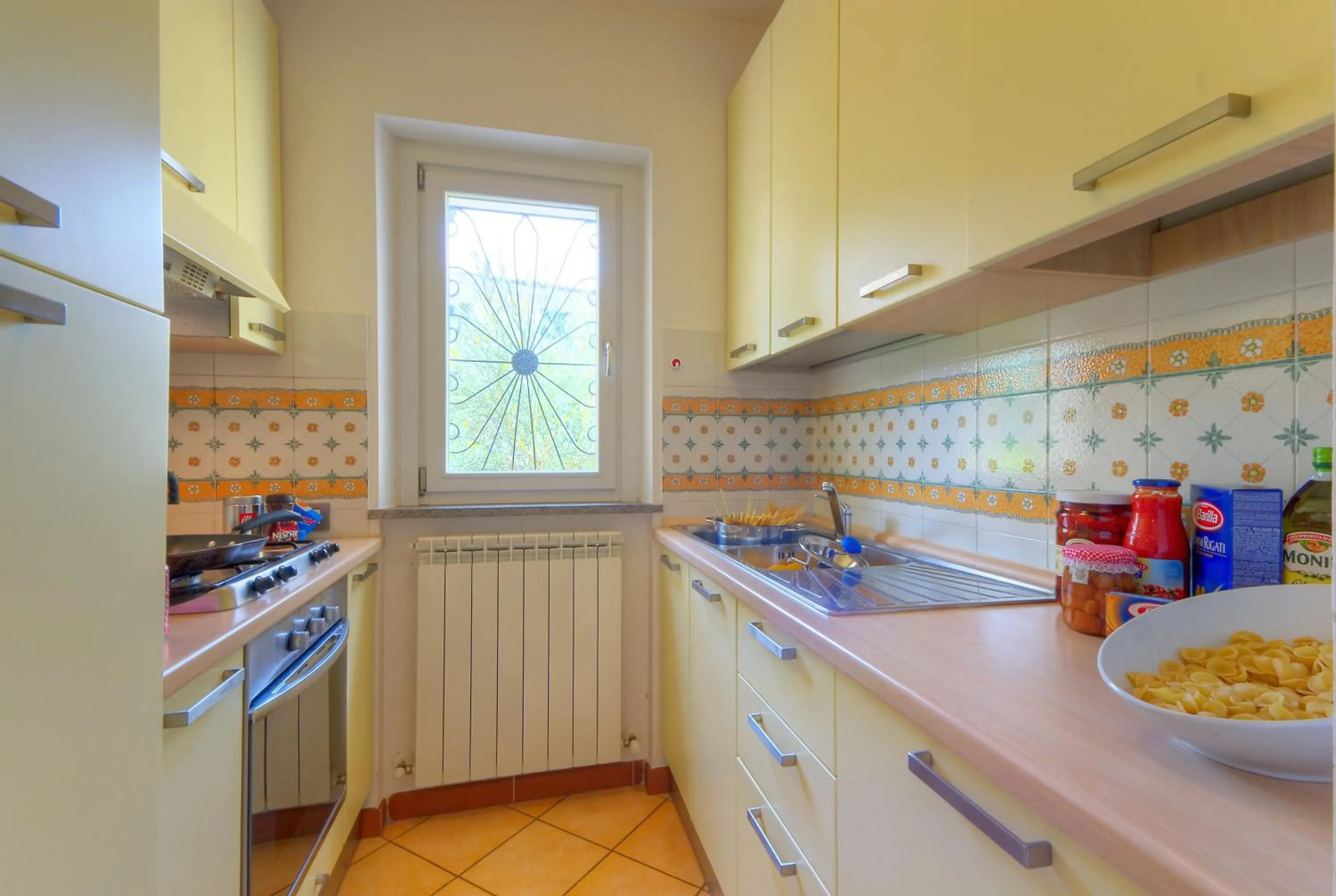 Kitchen or kitchenette in Residence I Giardini Del Conero