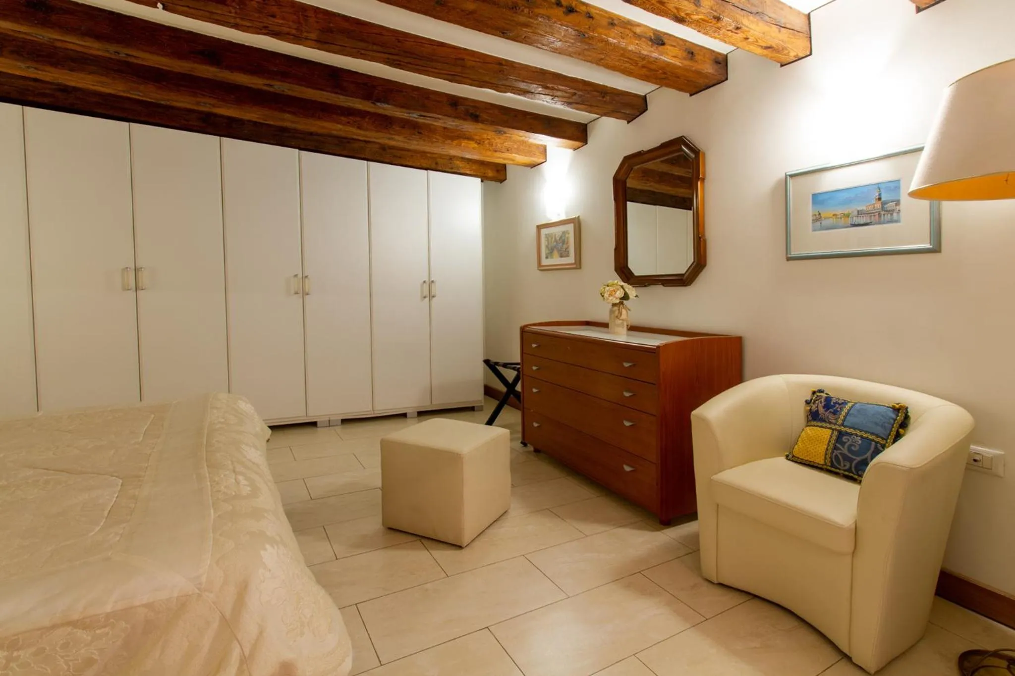 Bedroom, Bed in Art Dreams Apartment Dimora Casanova