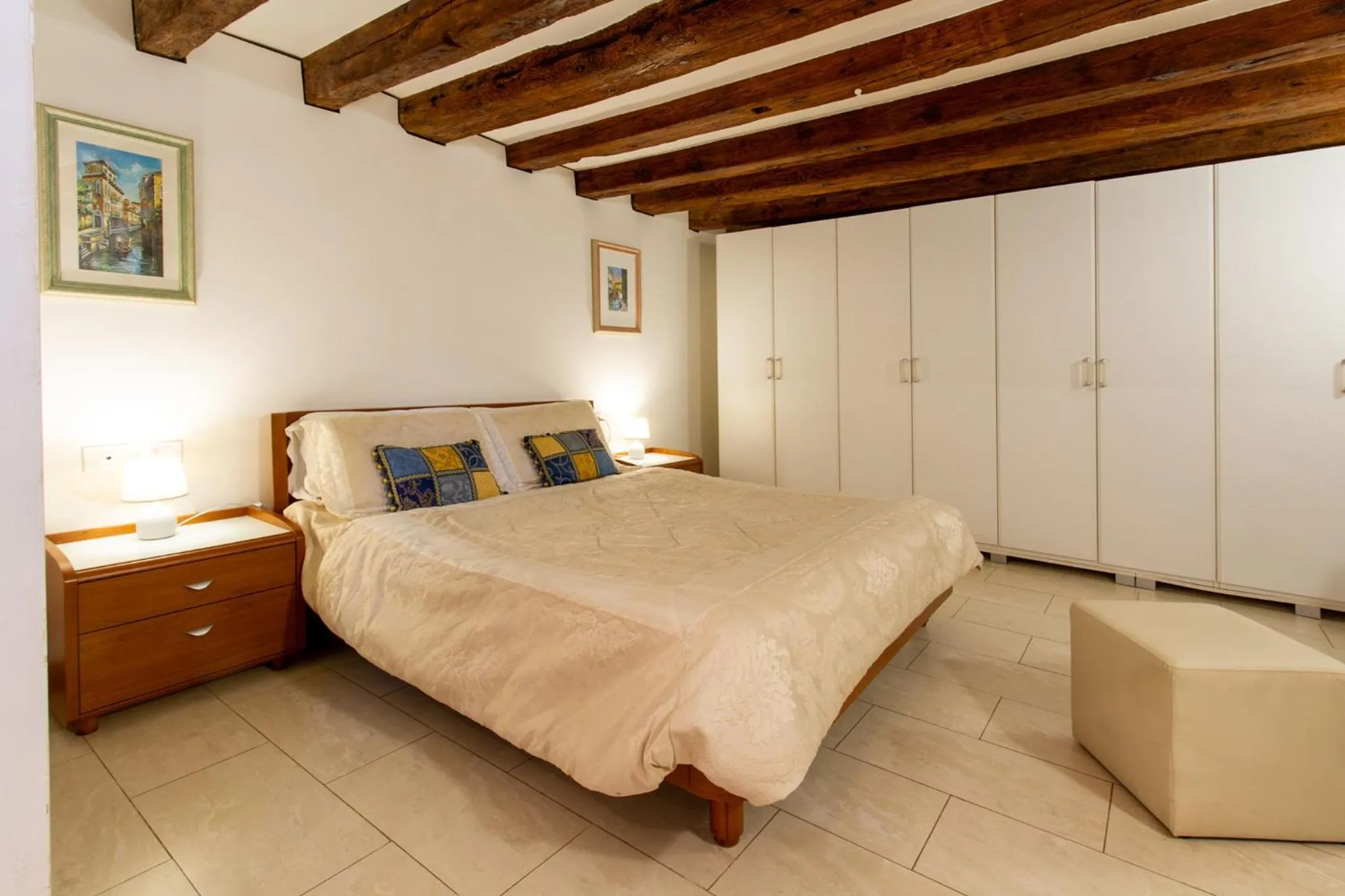 Bedroom, Bed in Art Dreams Apartment Dimora Casanova