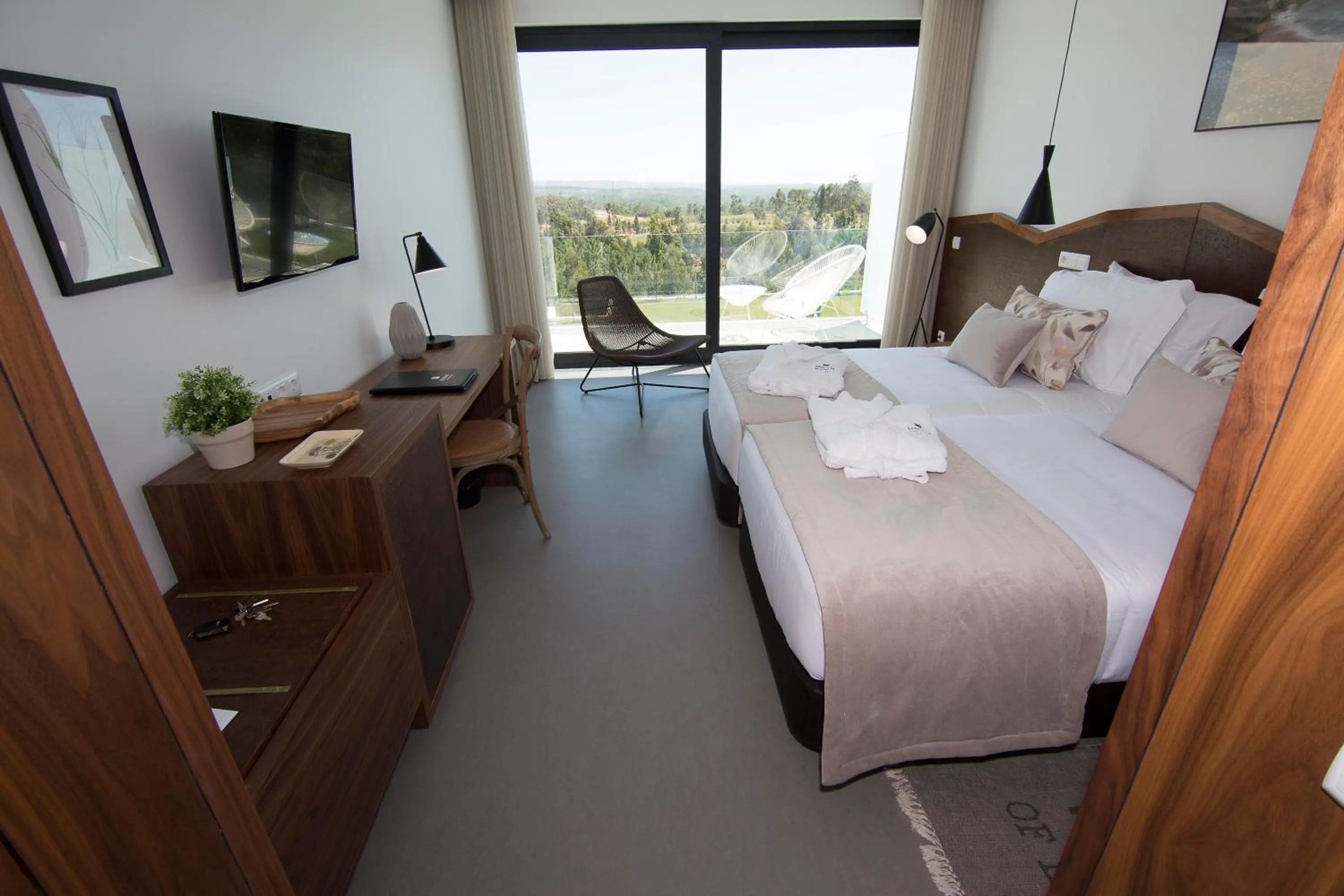 Bedroom, Bed in Enigma - Nature & Water Hotel