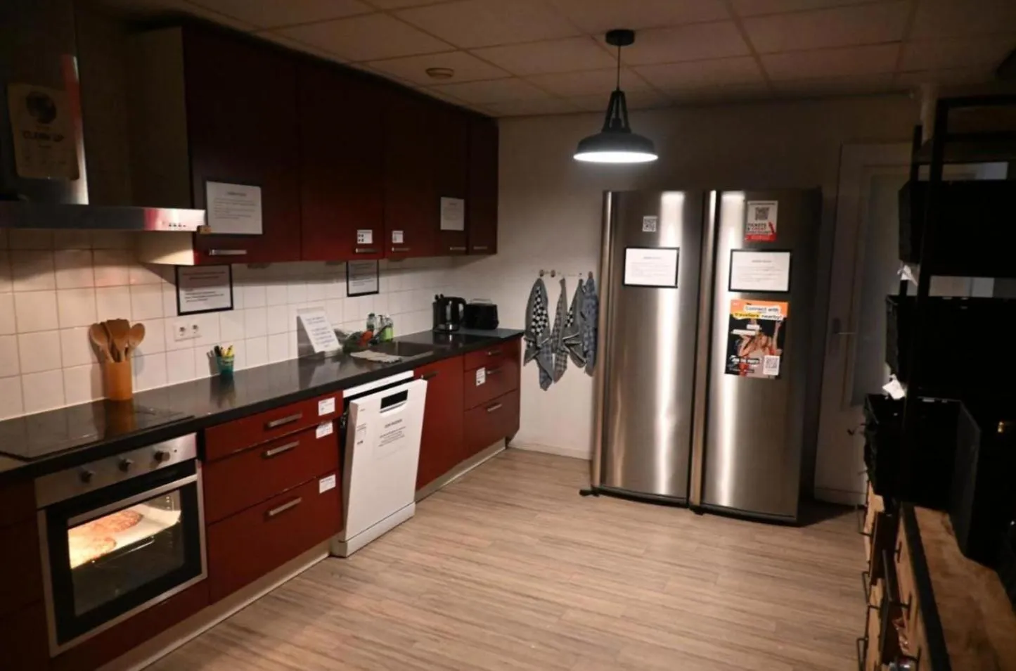 Kitchen or kitchenette in Dutchies Hostel