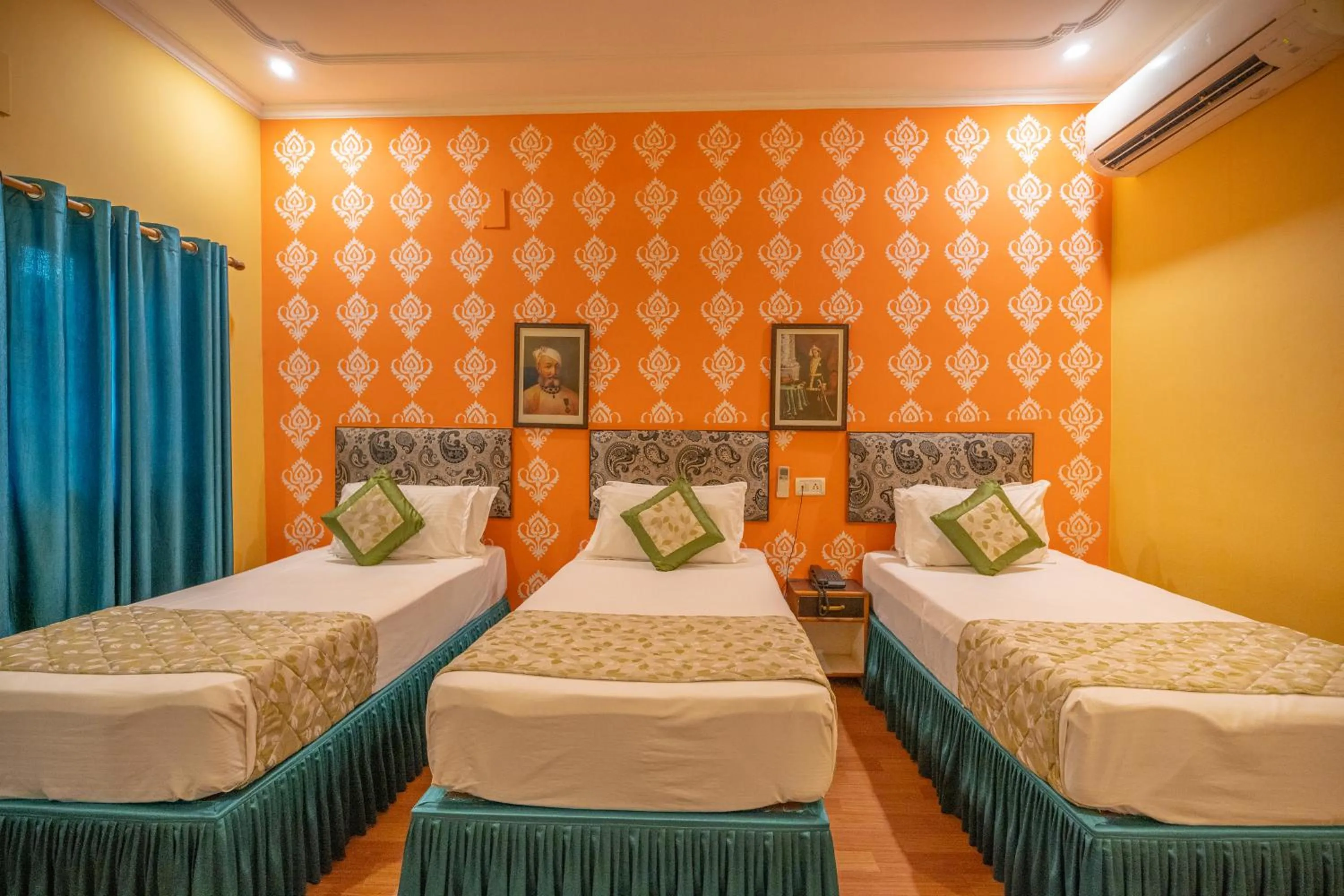 Bed in Tara Guest House