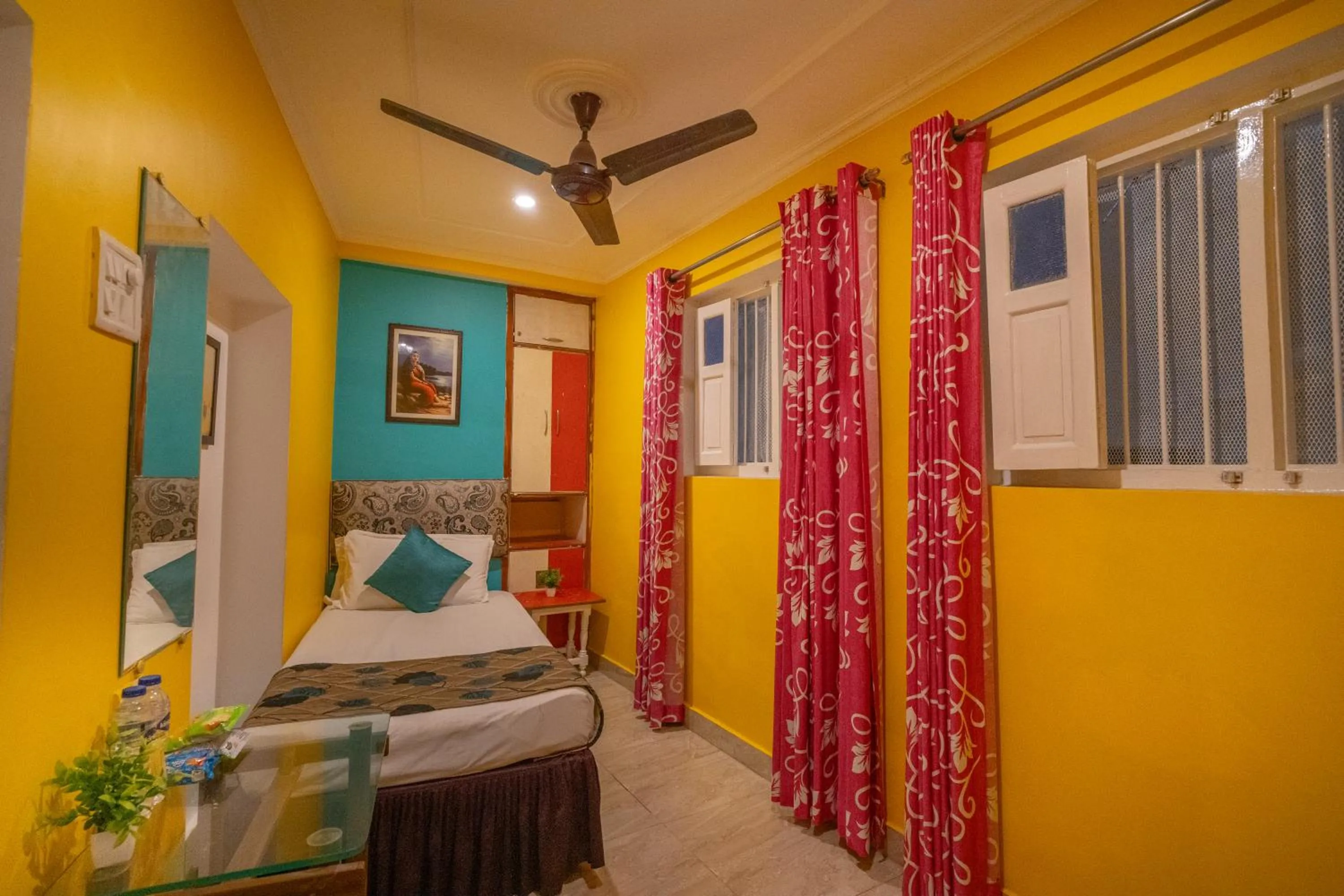 Bed in Tara Guest House