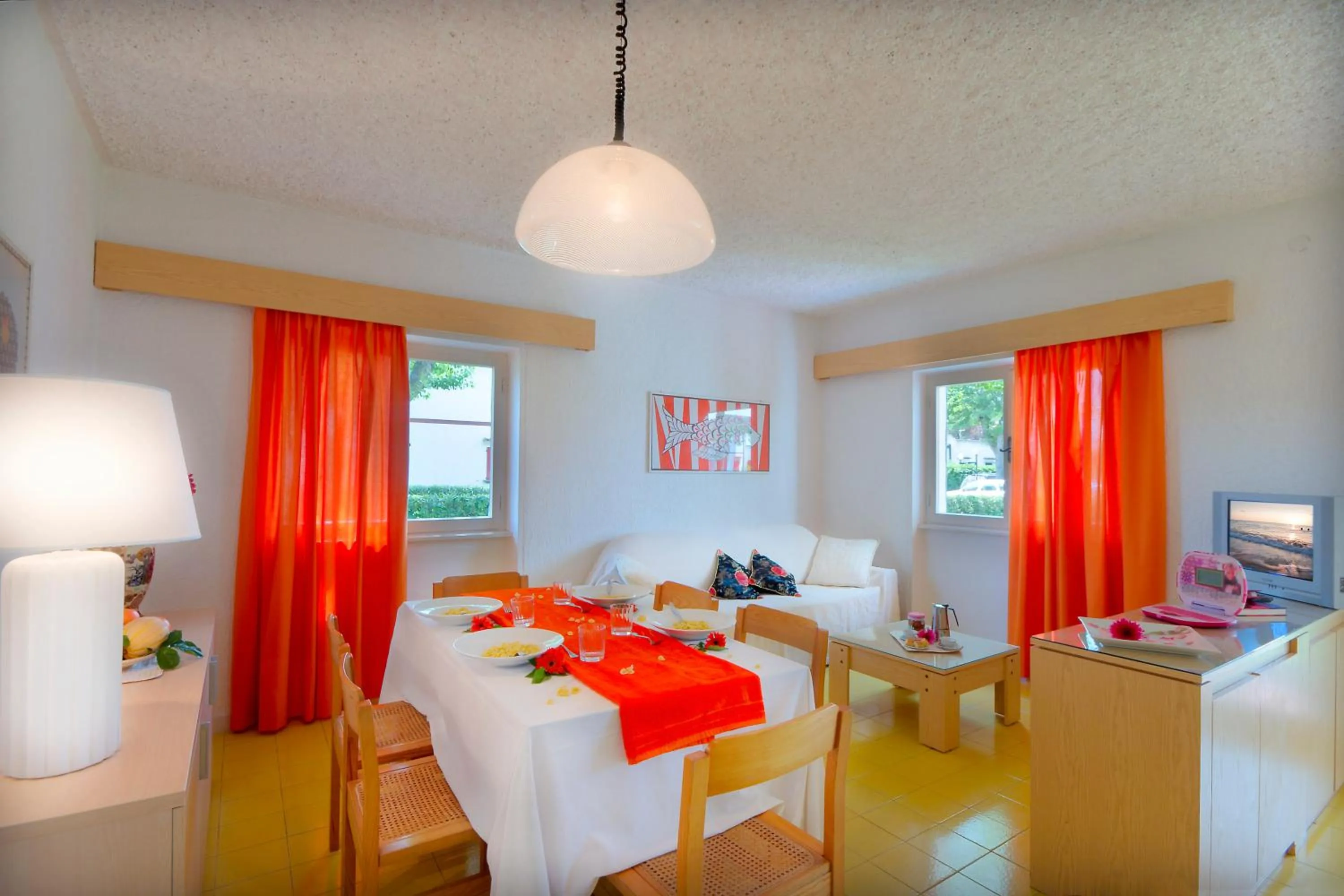 Living room, Bed in Villaggio Riva Musone