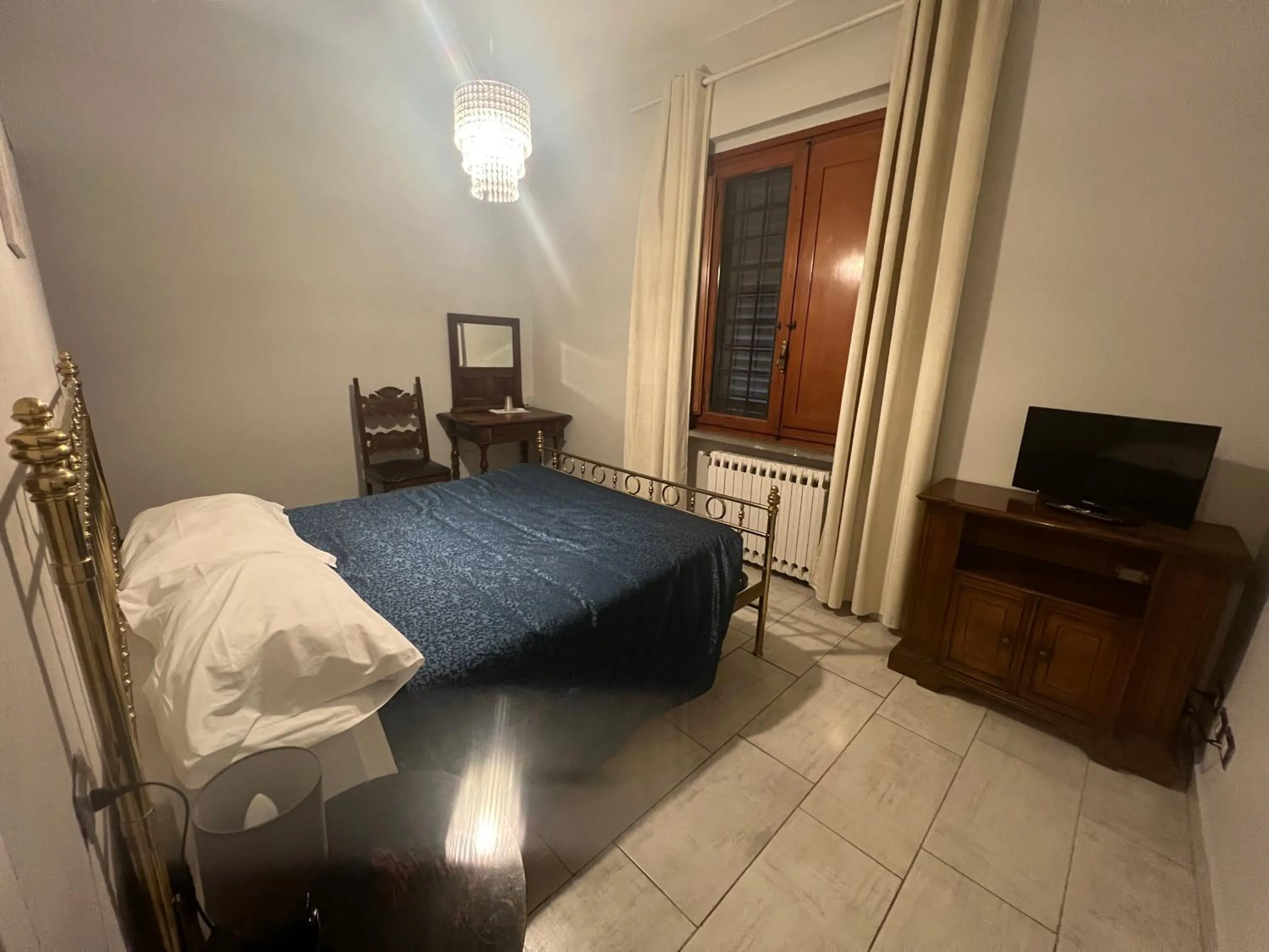 Double or Twin Room with Private Bathroom - single occupancy in Agriturismo la Palma Hotel