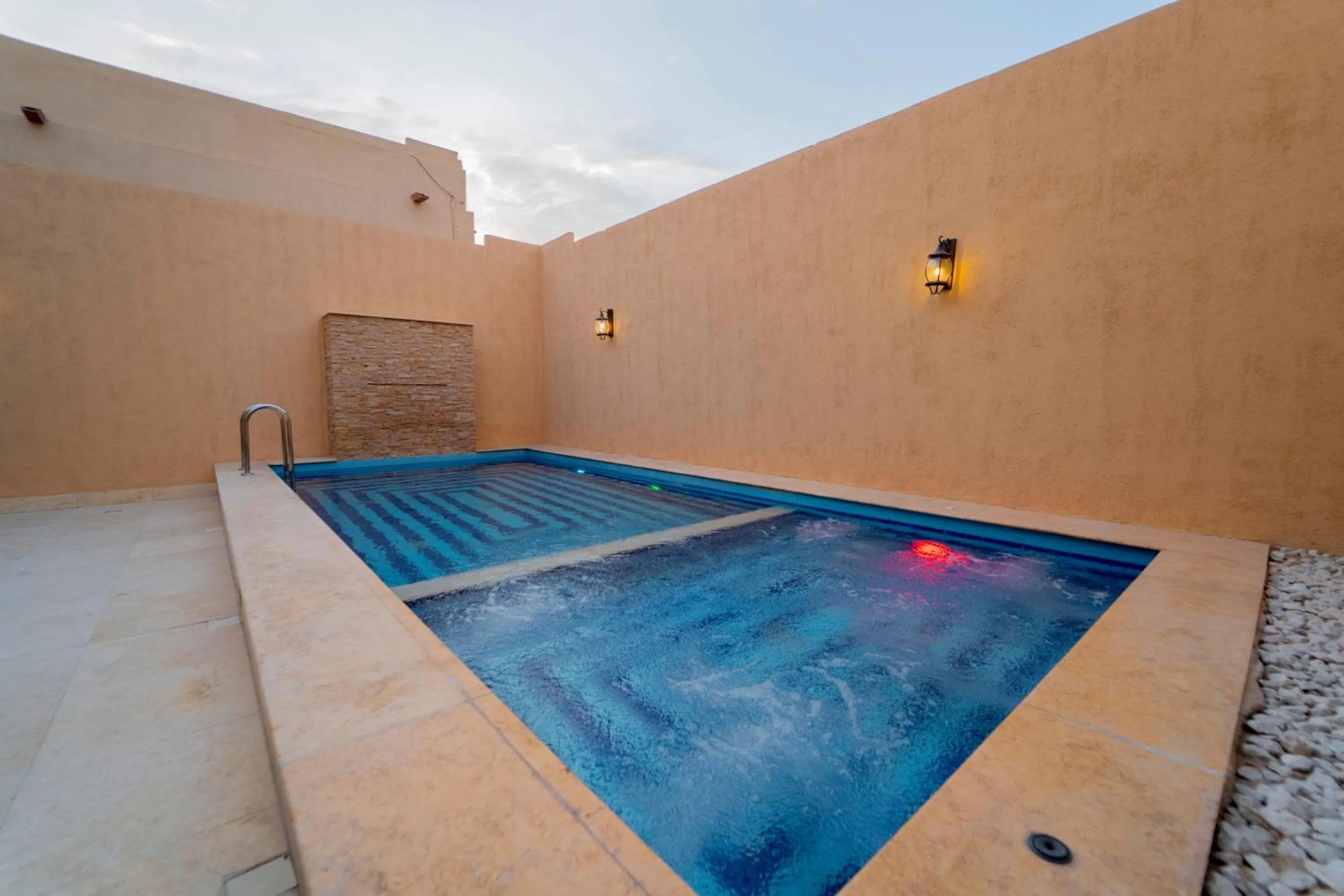 Western Hotel - Madinat Zayed