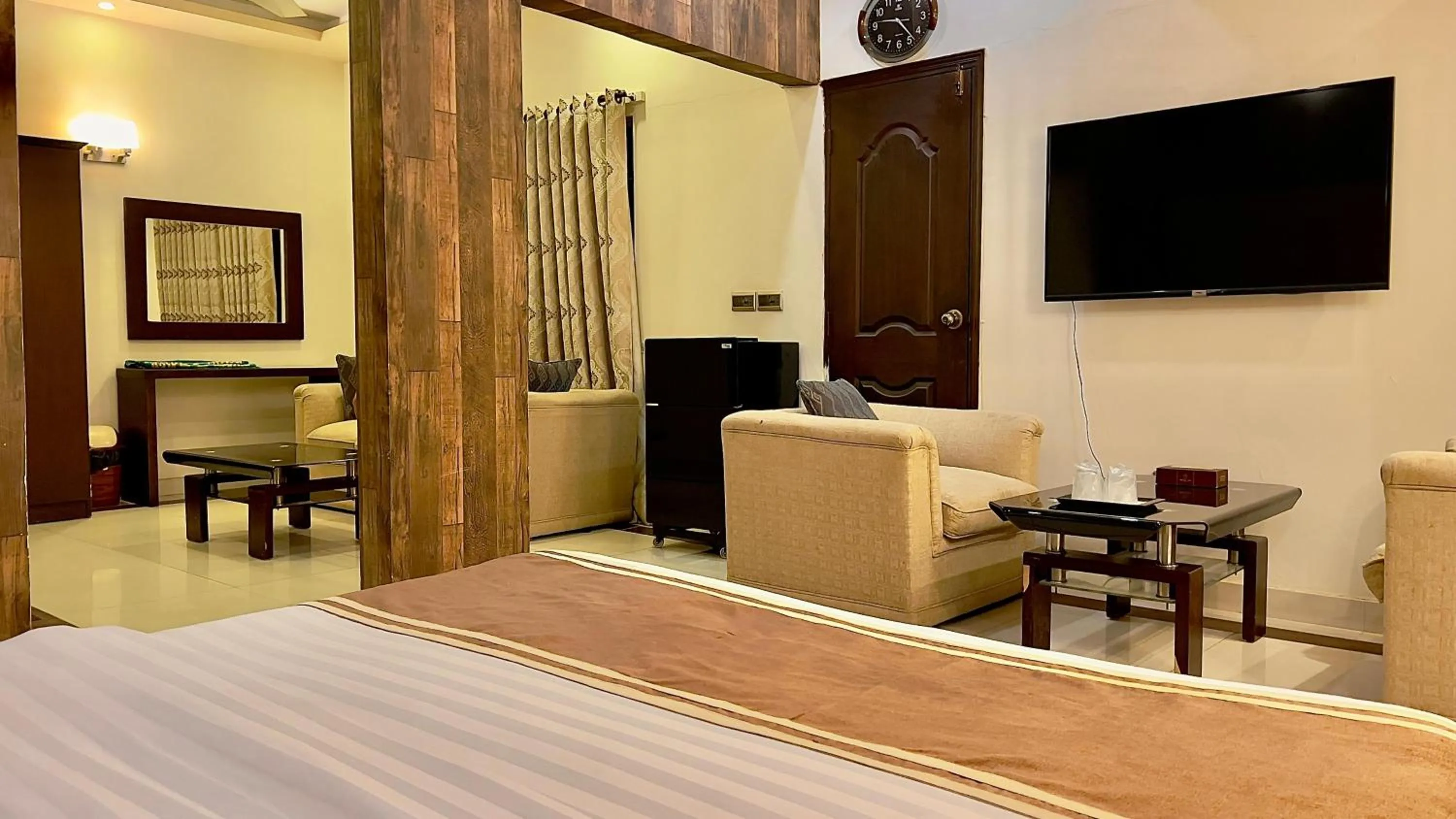 Bed in Royal Inn Hotel