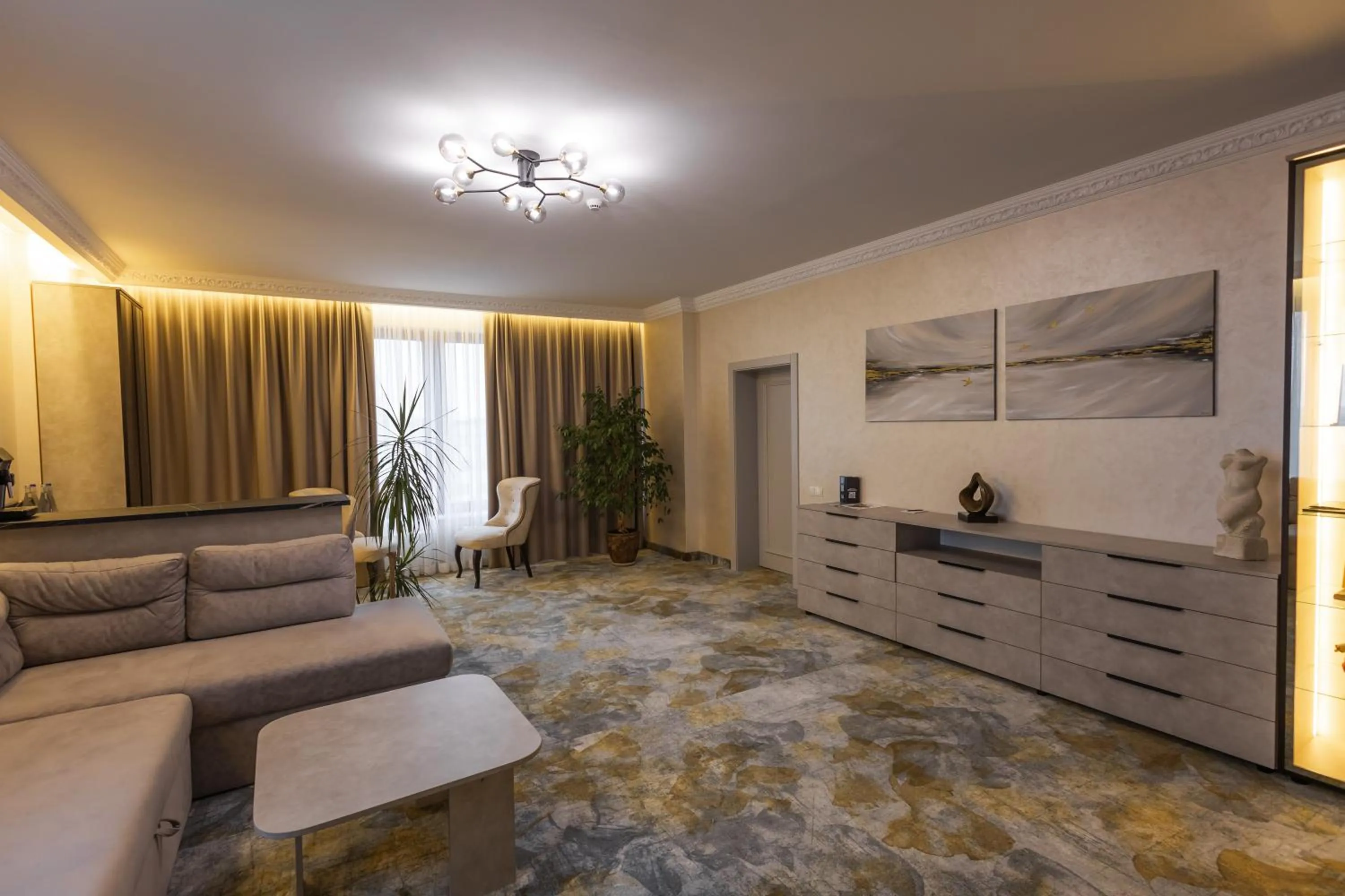 TV and multimedia in Hotel France