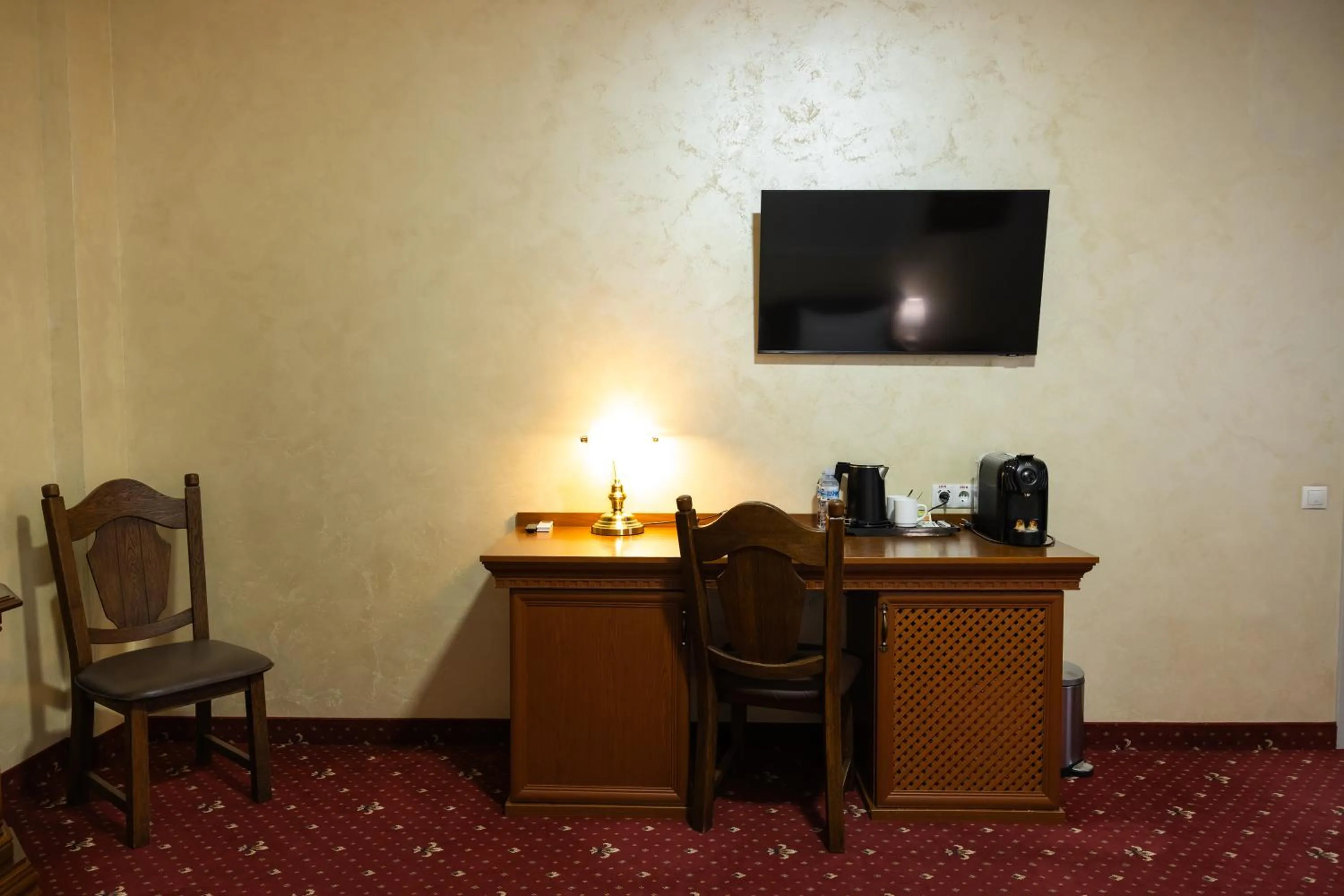 TV and multimedia in Hotel France