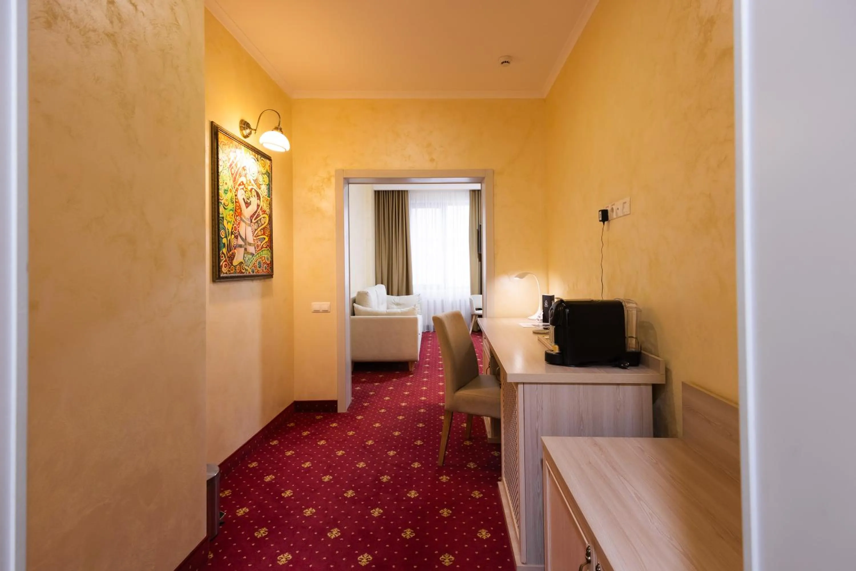 Photo of the whole room, Bed in Hotel France