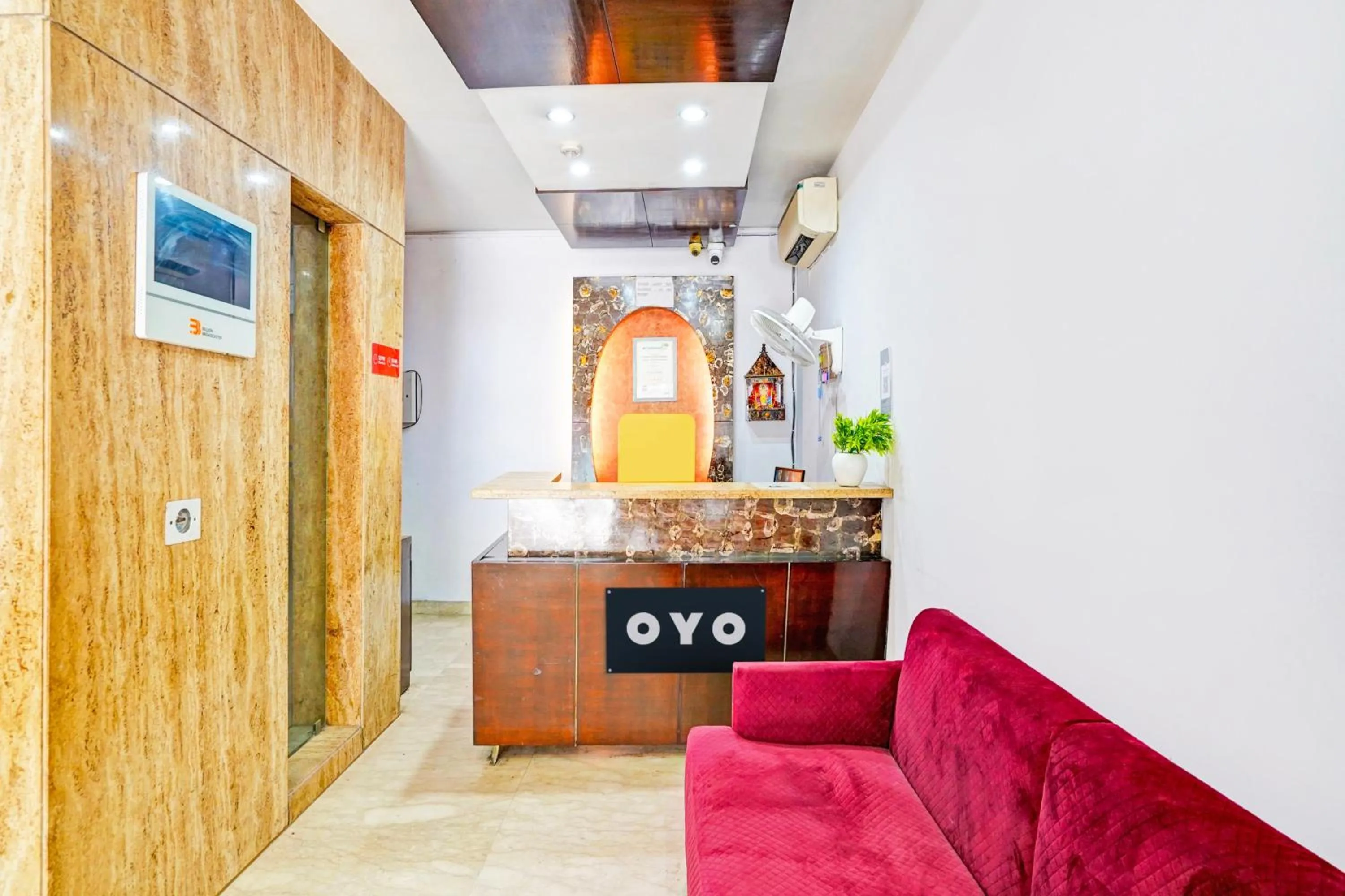 Lobby or reception in Townhouse Le Grand