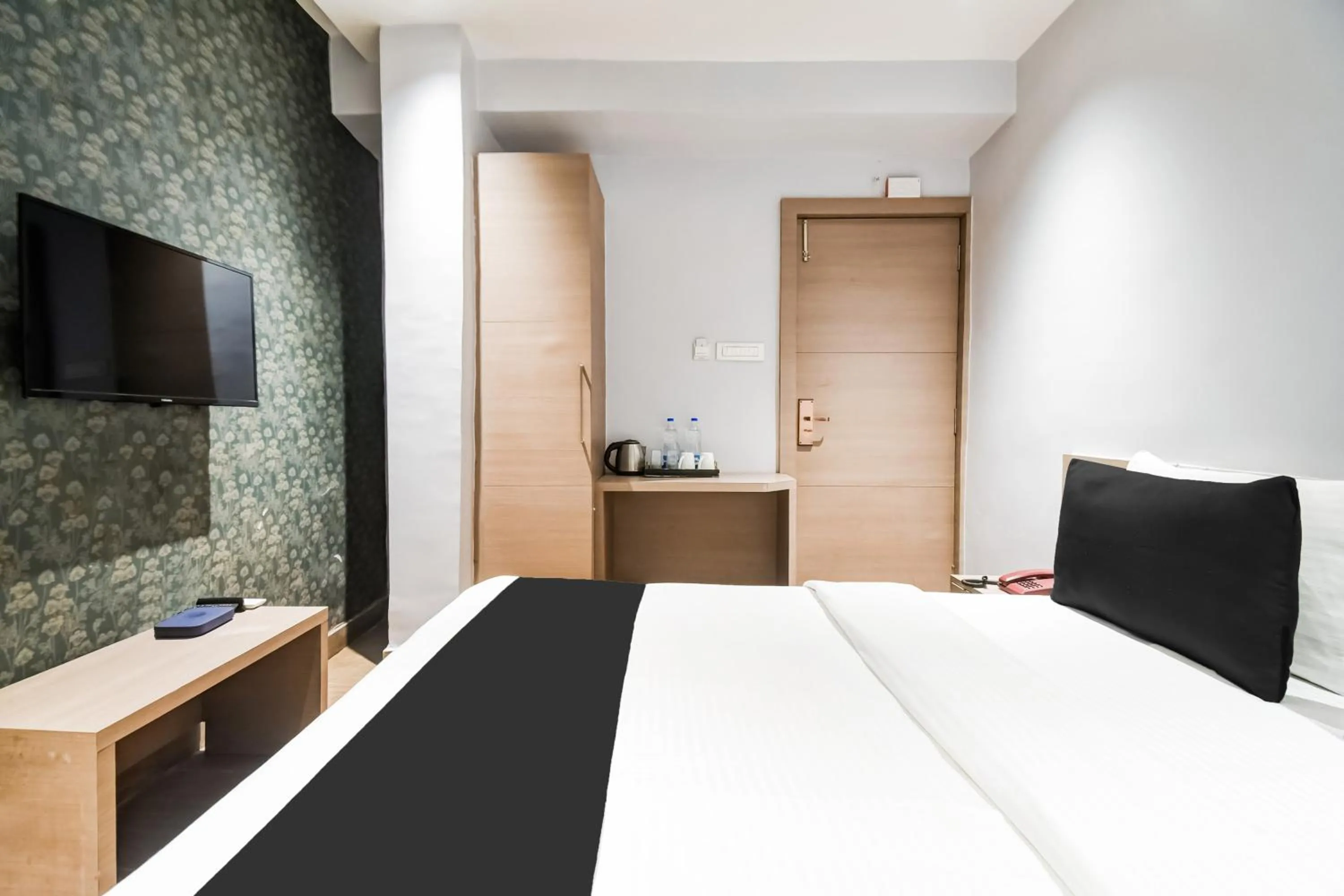 Super Hotel O Sivalika Inn