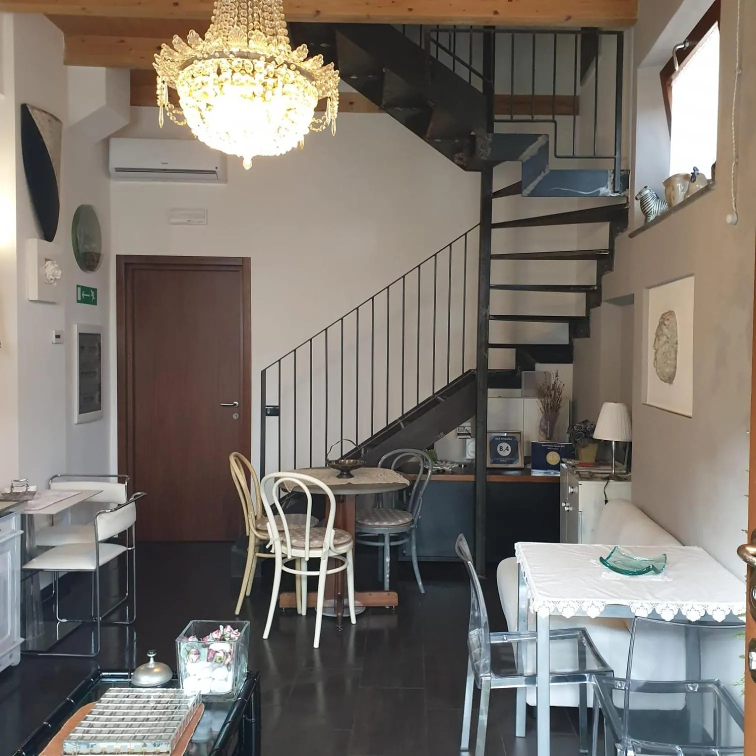 Communal lounge/ TV room in B&B Il Rustico